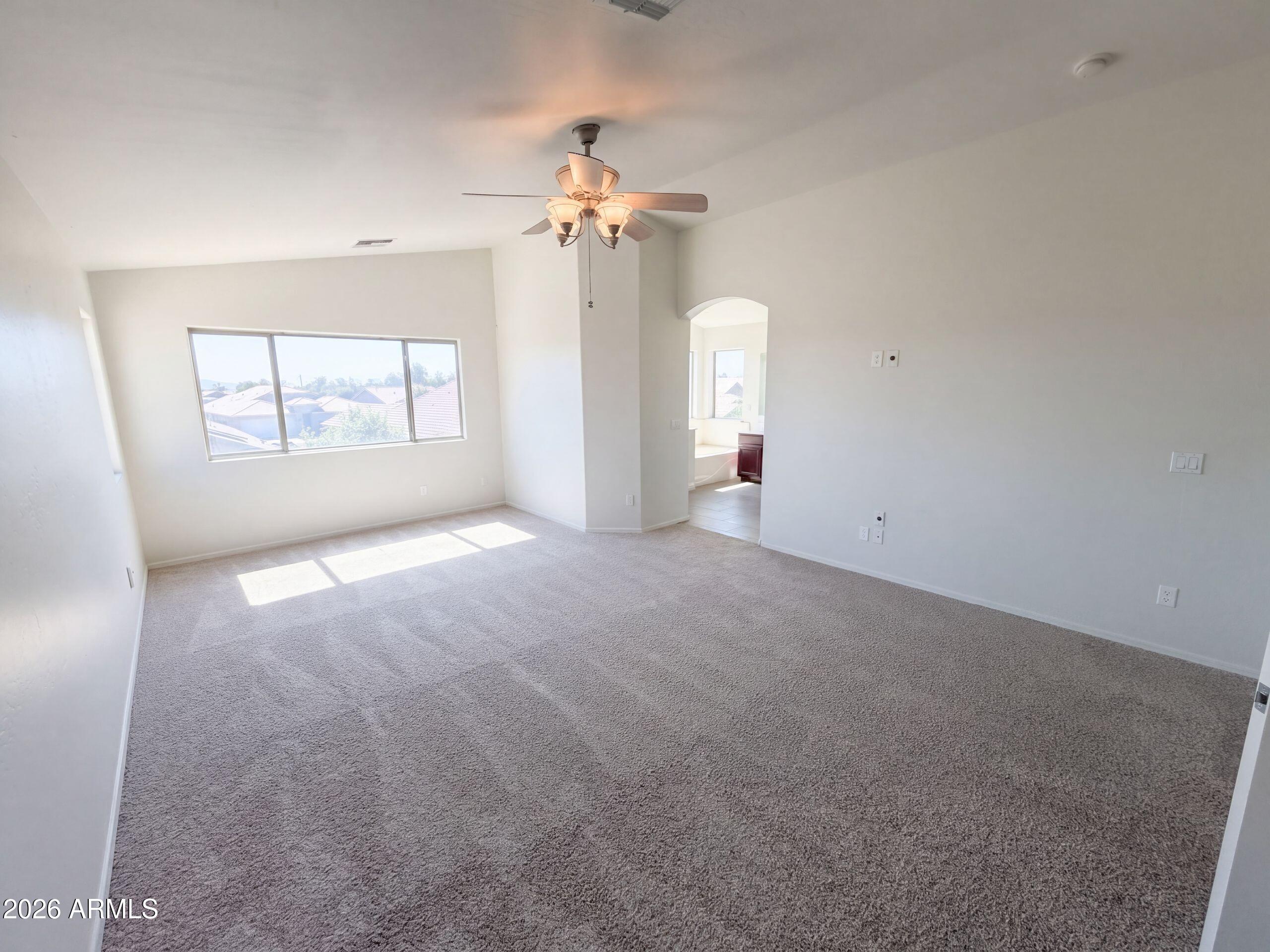 25583 W PIONEER Street