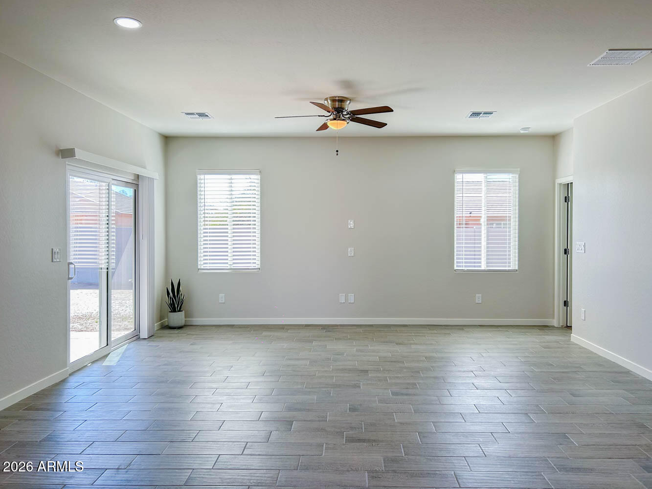 9125 W REVENTON Drive