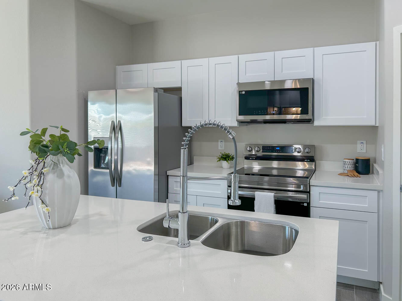 9125 W REVENTON Drive