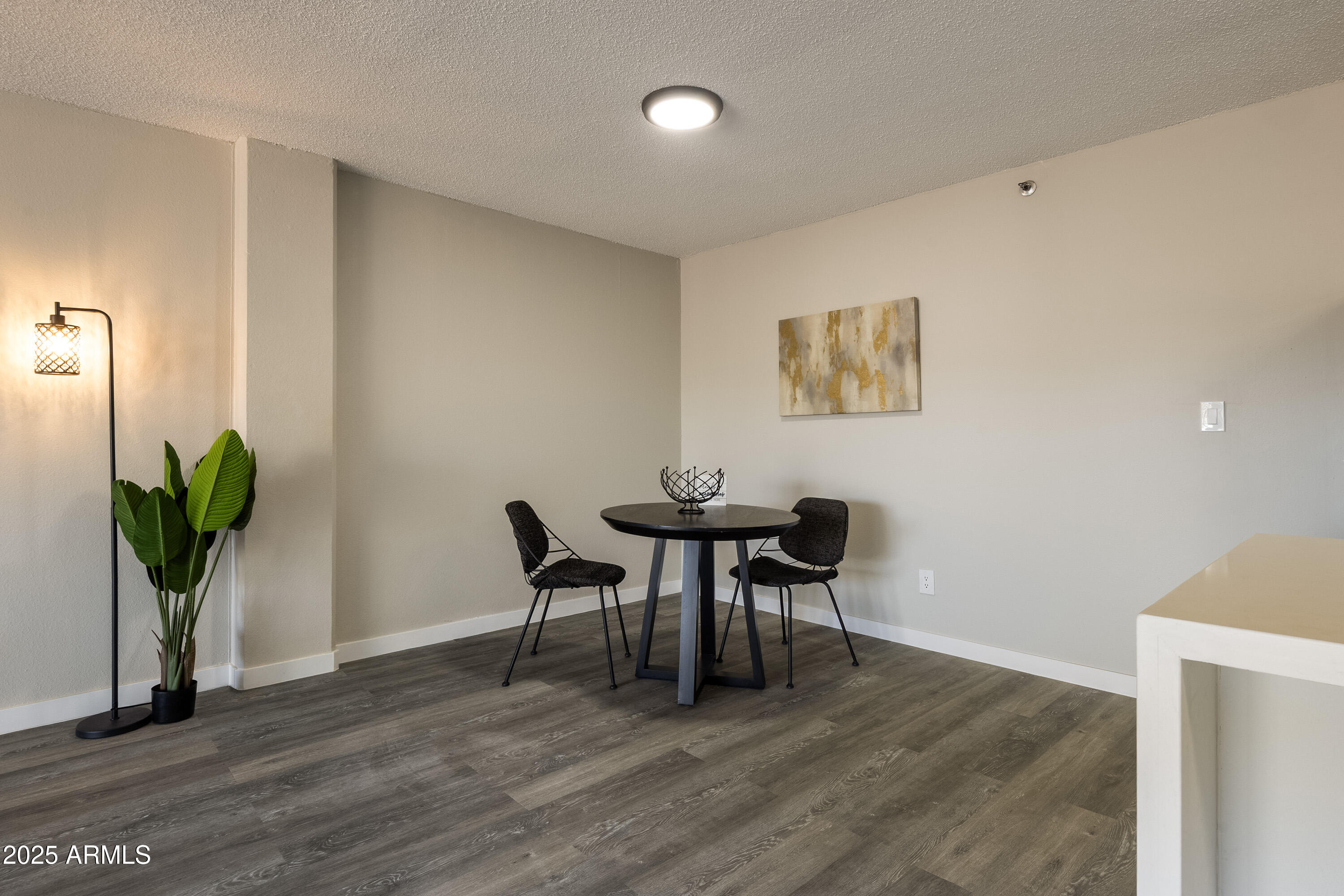 425 W Paseo Redondo -- 3D