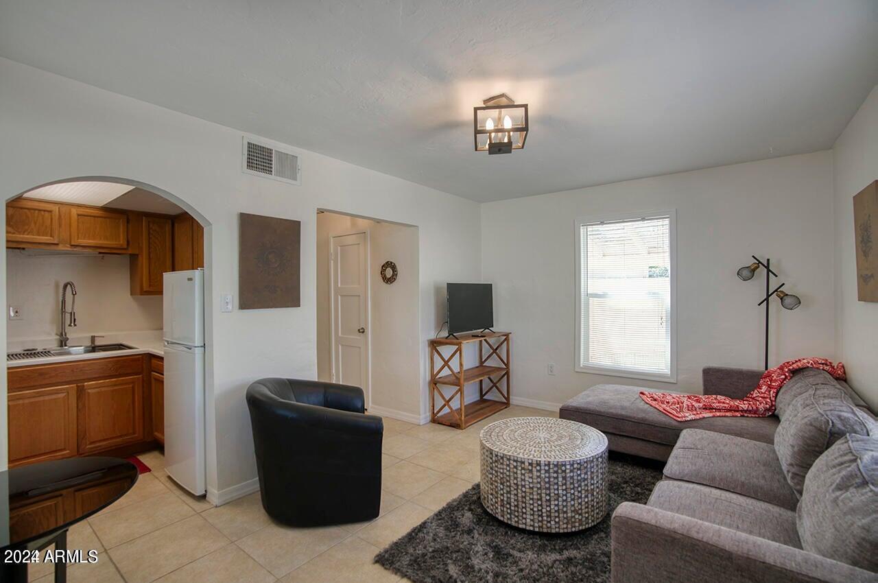 502 W Roma Avenue # B