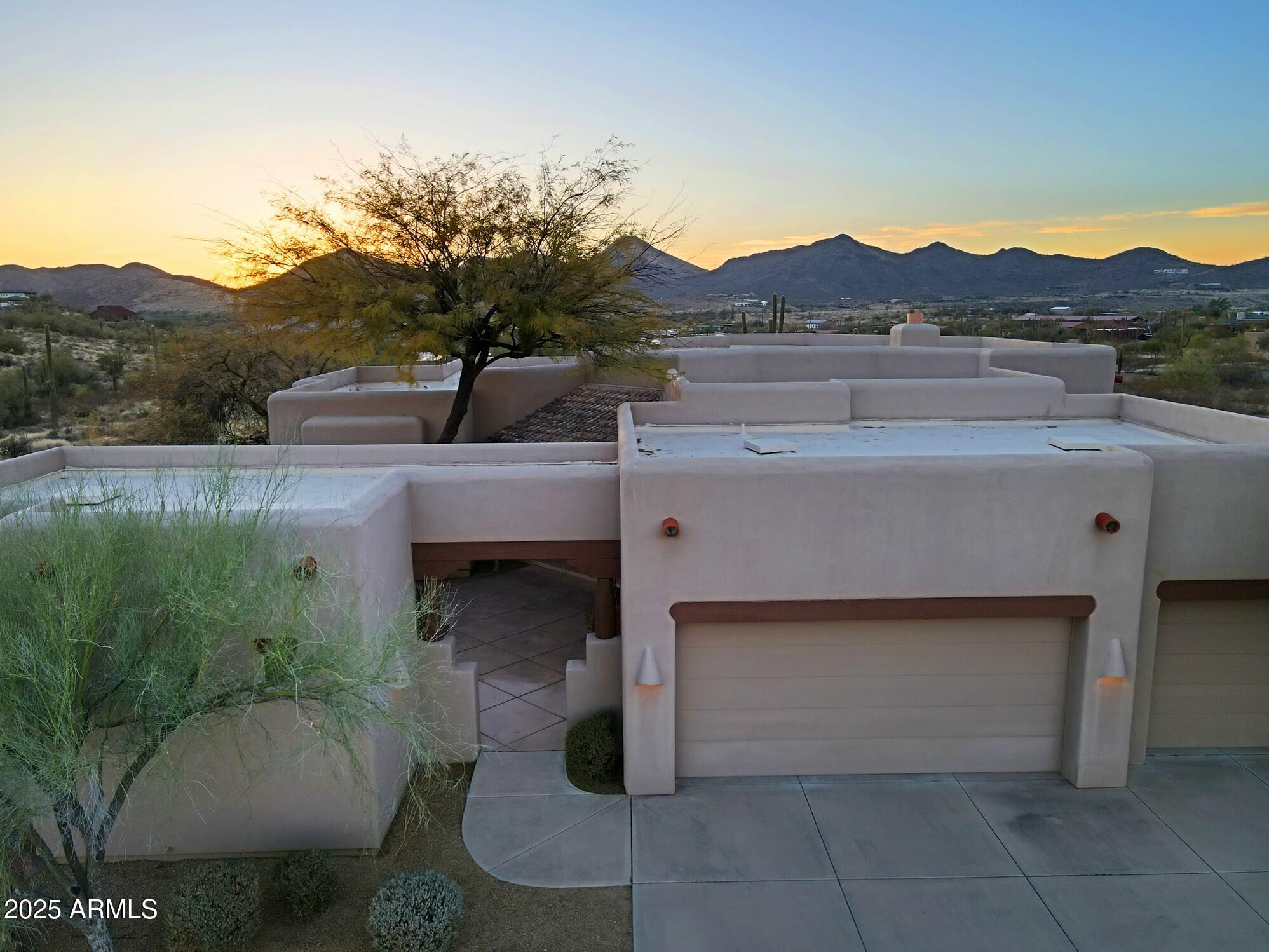 Cave Creek, Arizona 85331, United States, 3 Bedrooms Bedrooms, ,3 BathroomsBathrooms,Residential,Pending,6602