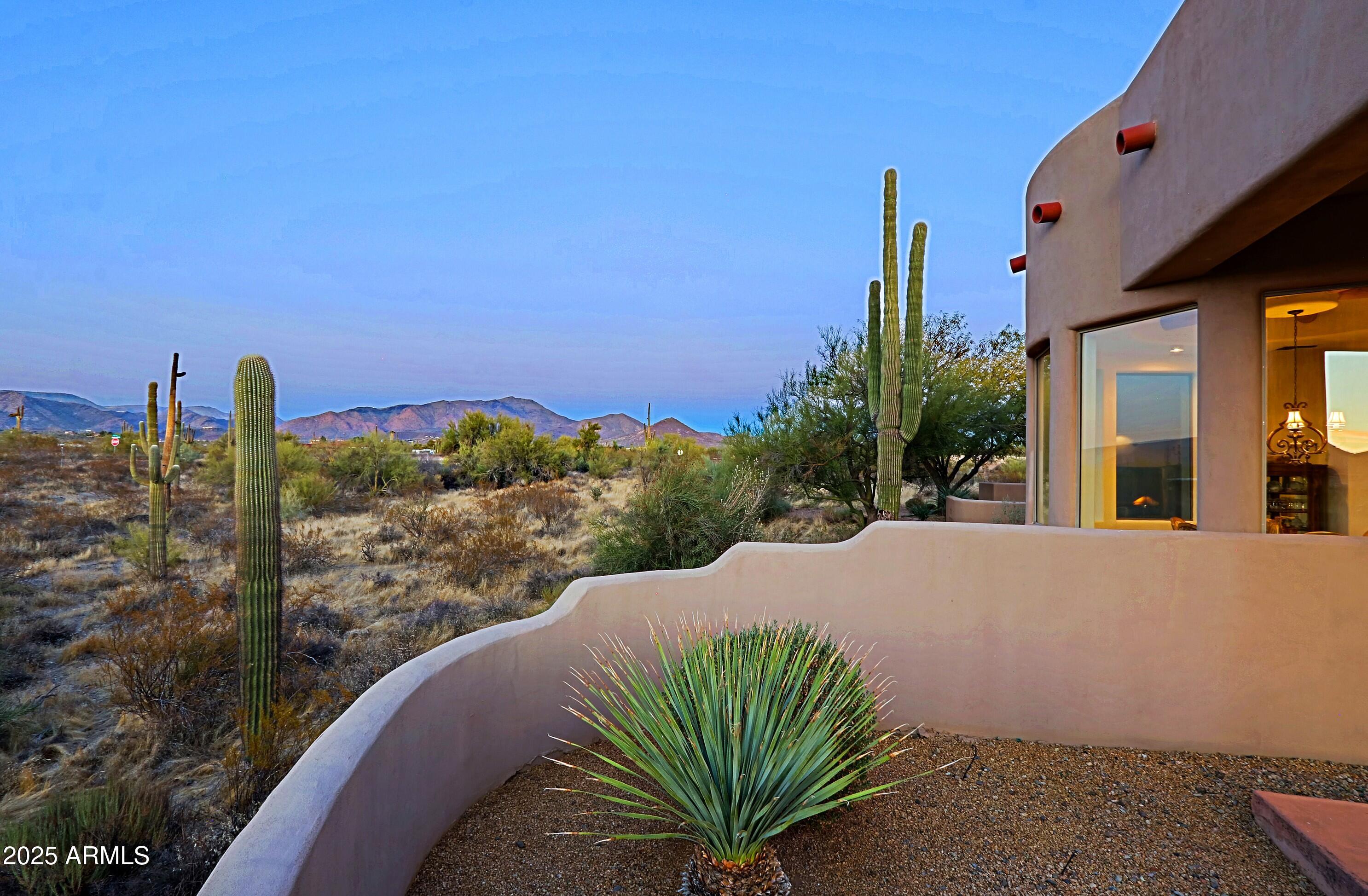 Cave Creek, Arizona 85331, United States, 3 Bedrooms Bedrooms, ,3 BathroomsBathrooms,Residential,Pending,6602