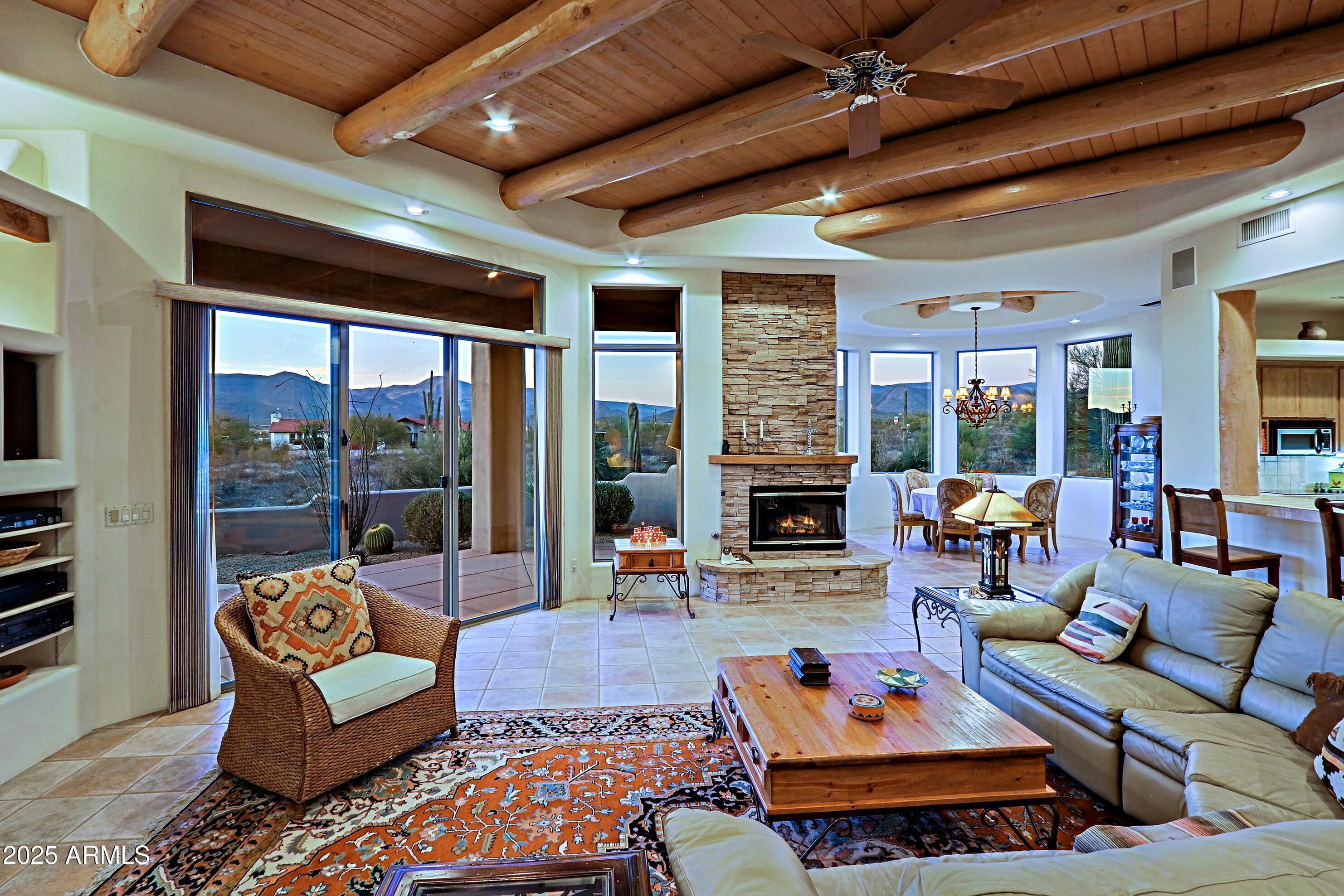 Cave Creek, Arizona 85331, United States, 3 Bedrooms Bedrooms, ,3 BathroomsBathrooms,Residential,Pending,6602