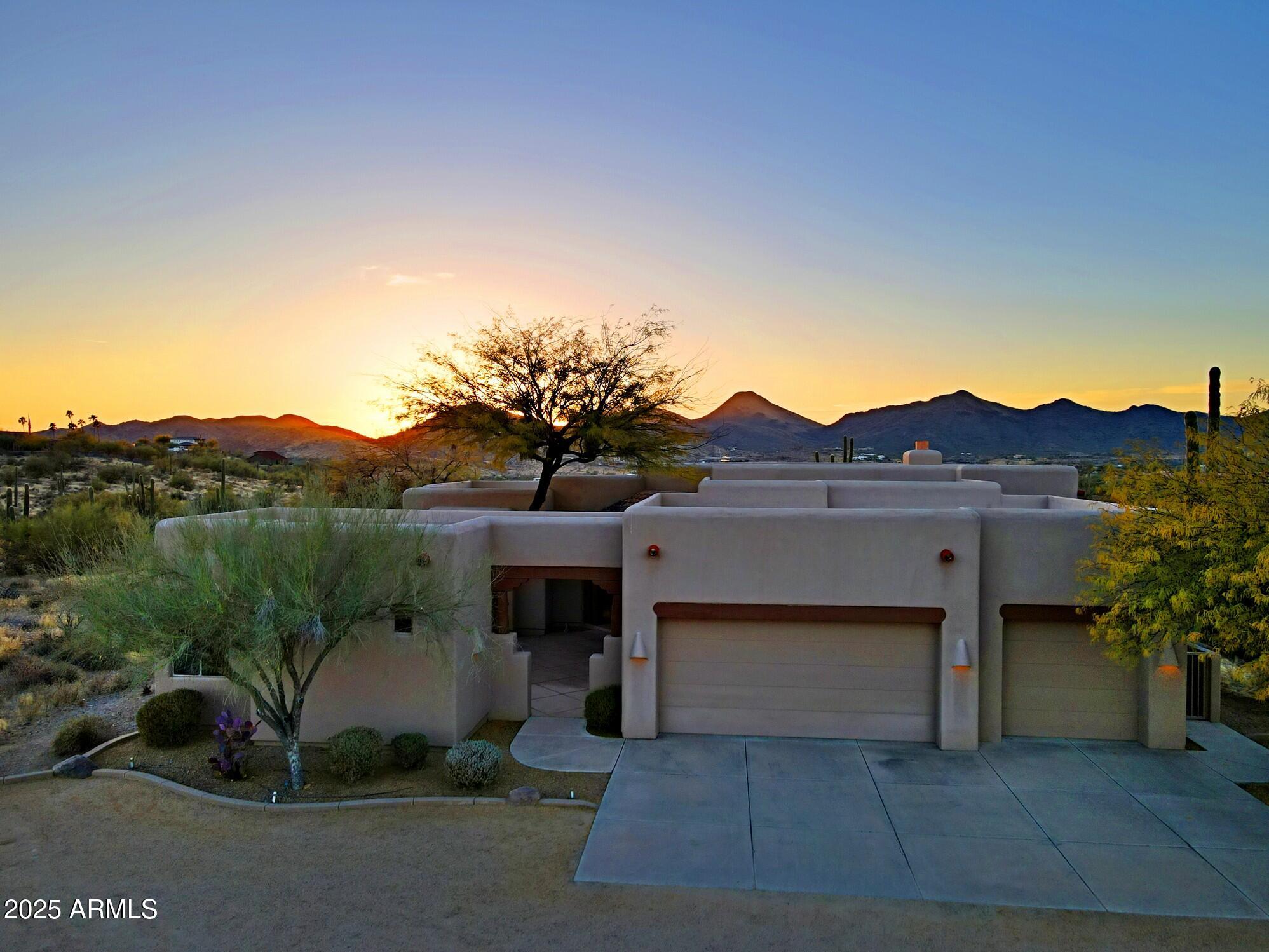 Cave Creek, Arizona 85331, United States, 3 Bedrooms Bedrooms, ,3 BathroomsBathrooms,Residential,Pending,6602