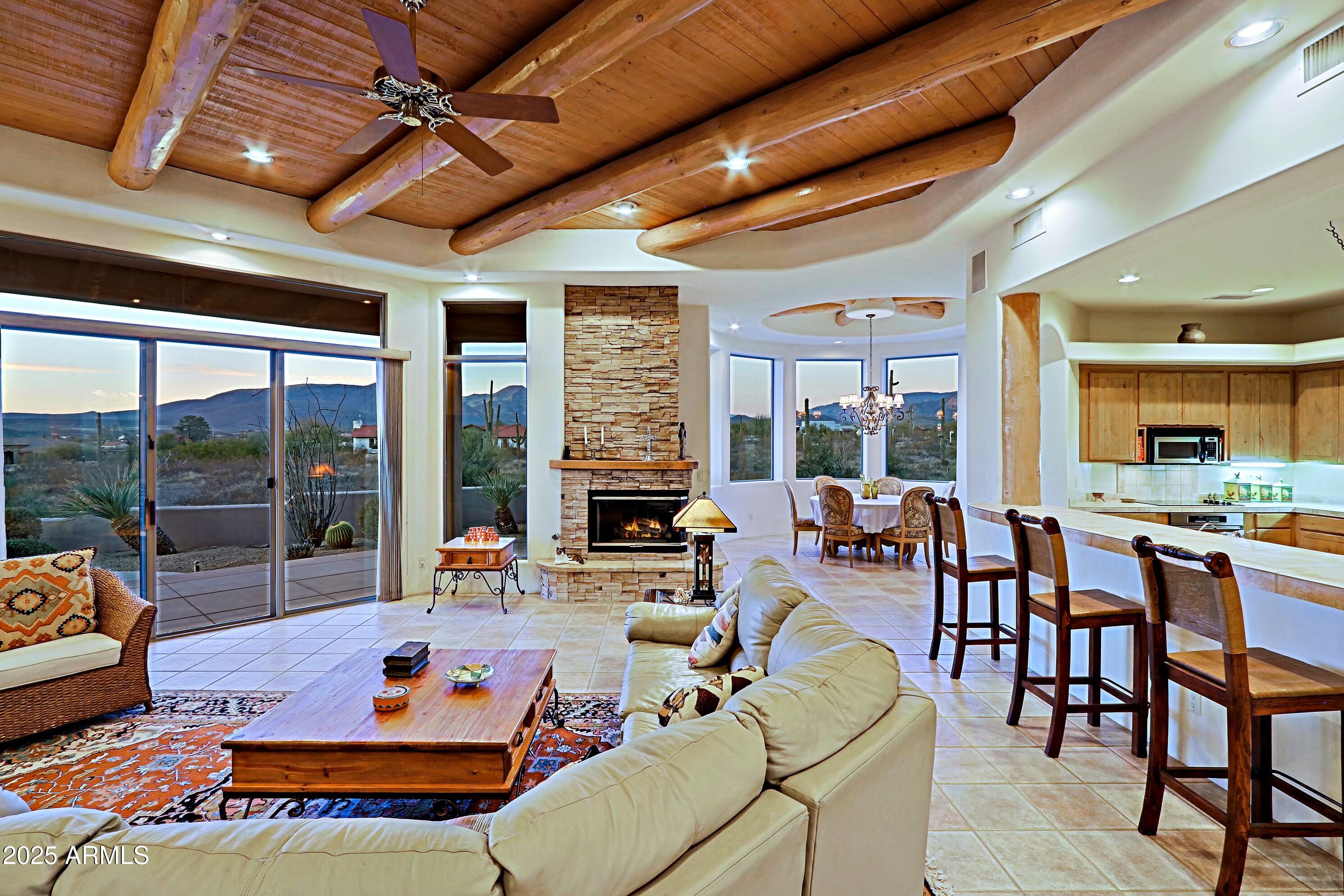 Cave Creek, Arizona 85331, United States, 3 Bedrooms Bedrooms, ,3 BathroomsBathrooms,Residential,Pending,6602