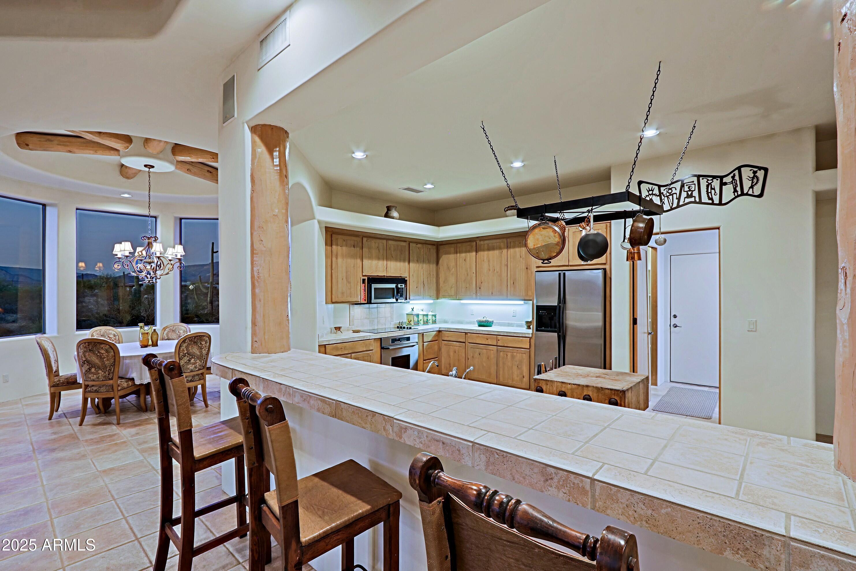 Cave Creek, Arizona 85331, United States, 3 Bedrooms Bedrooms, ,3 BathroomsBathrooms,Residential,Pending,6602