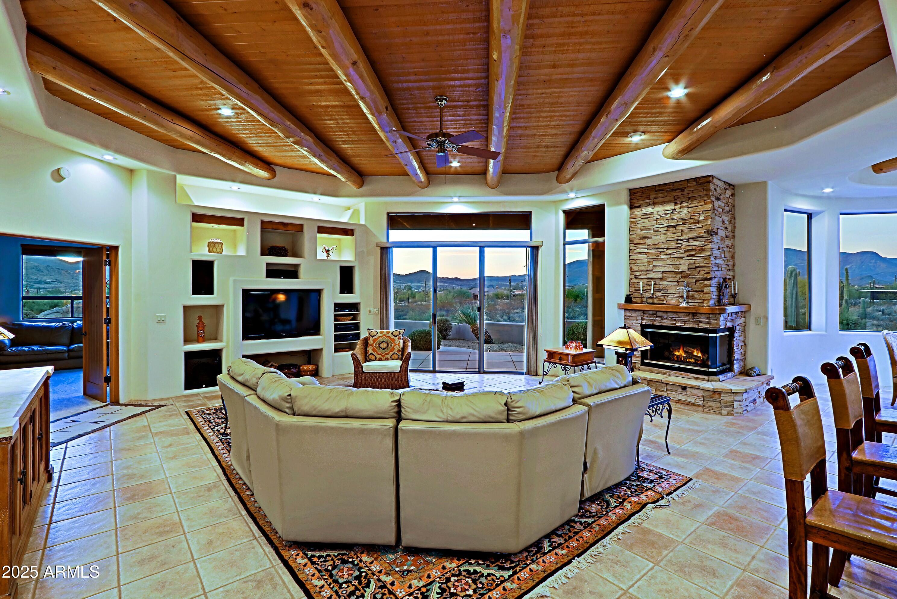 Cave Creek, Arizona 85331, United States, 3 Bedrooms Bedrooms, ,3 BathroomsBathrooms,Residential,Pending,6602