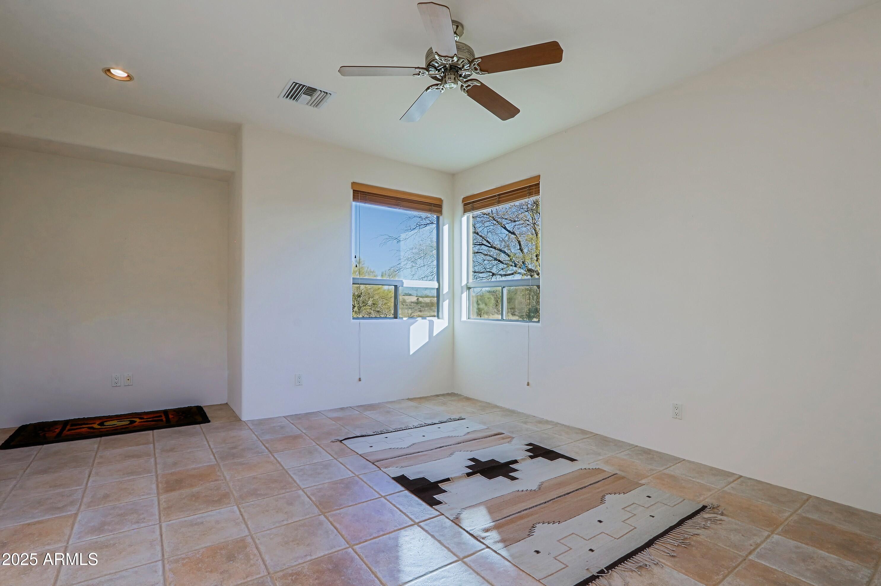 Cave Creek, Arizona 85331, United States, 3 Bedrooms Bedrooms, ,3 BathroomsBathrooms,Residential,Pending,6602