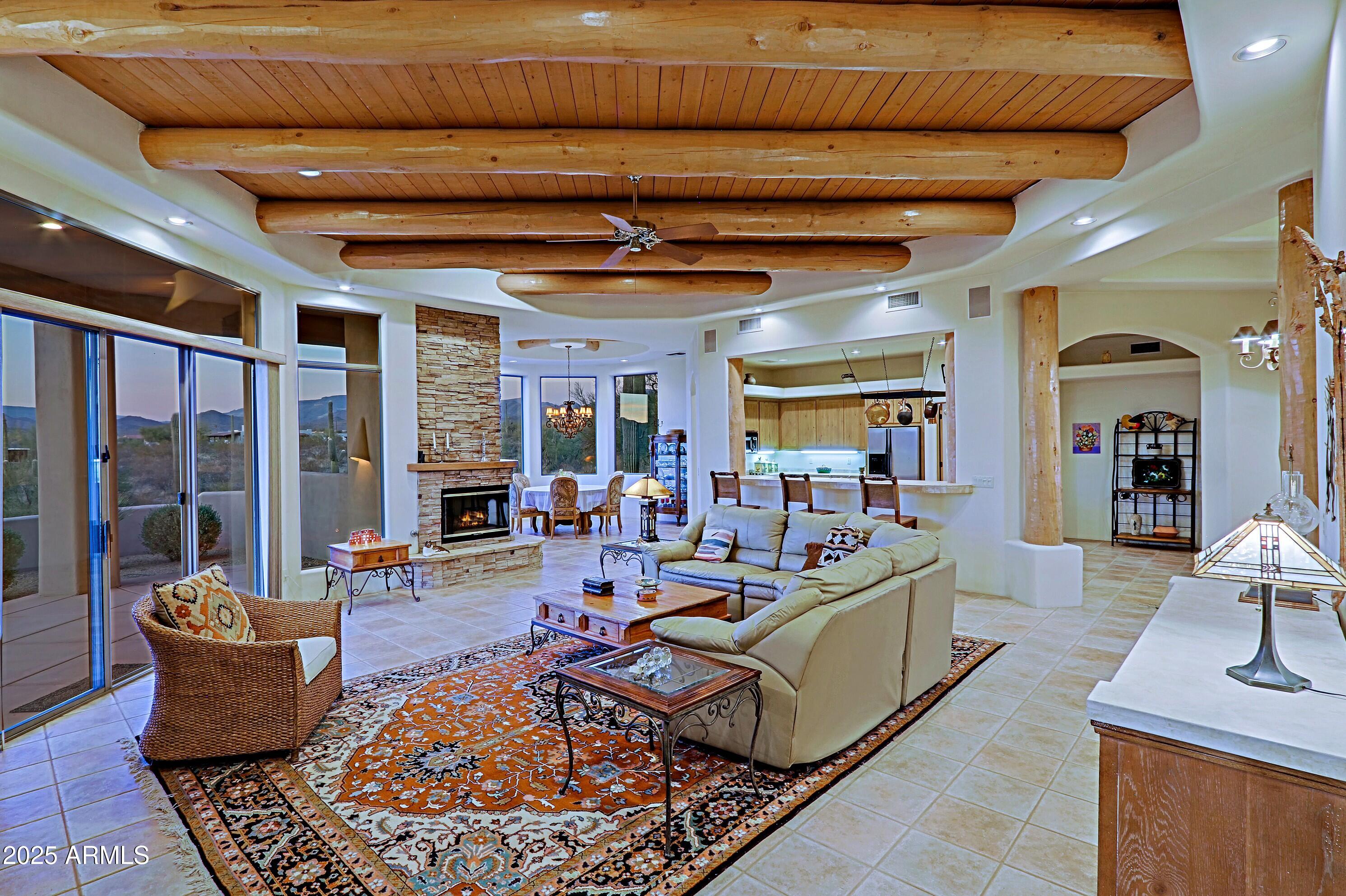 Cave Creek, Arizona 85331, United States, 3 Bedrooms Bedrooms, ,3 BathroomsBathrooms,Residential,Pending,6602