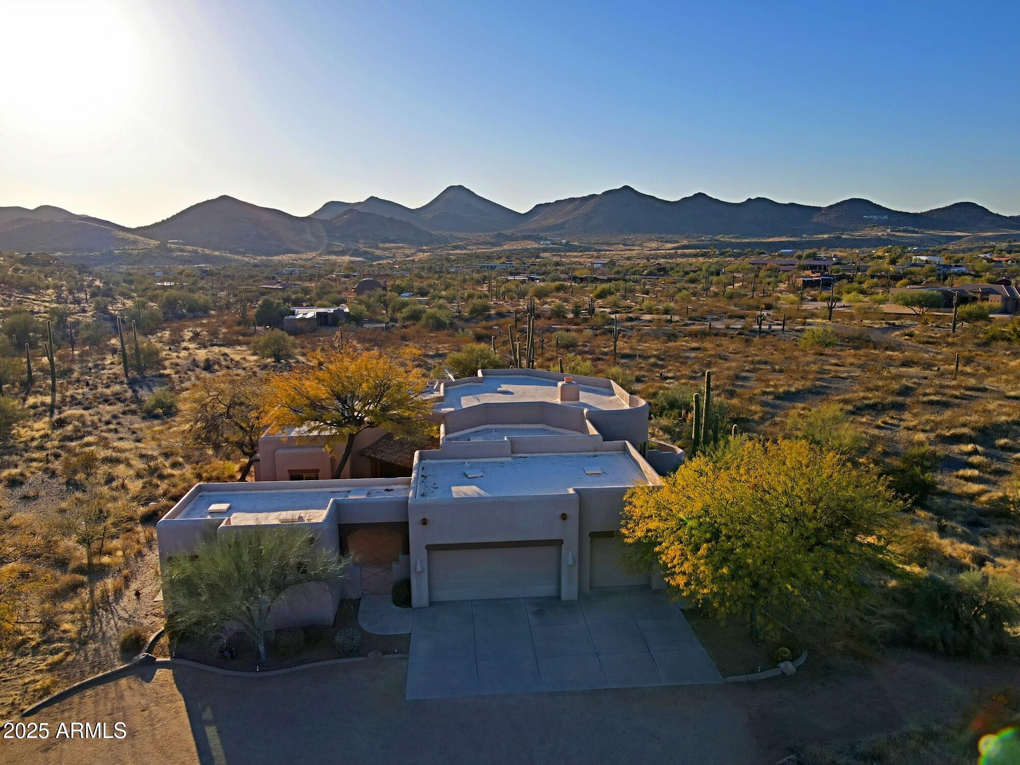 Cave Creek, Arizona 85331, United States, 3 Bedrooms Bedrooms, ,3 BathroomsBathrooms,Residential,Pending,6602