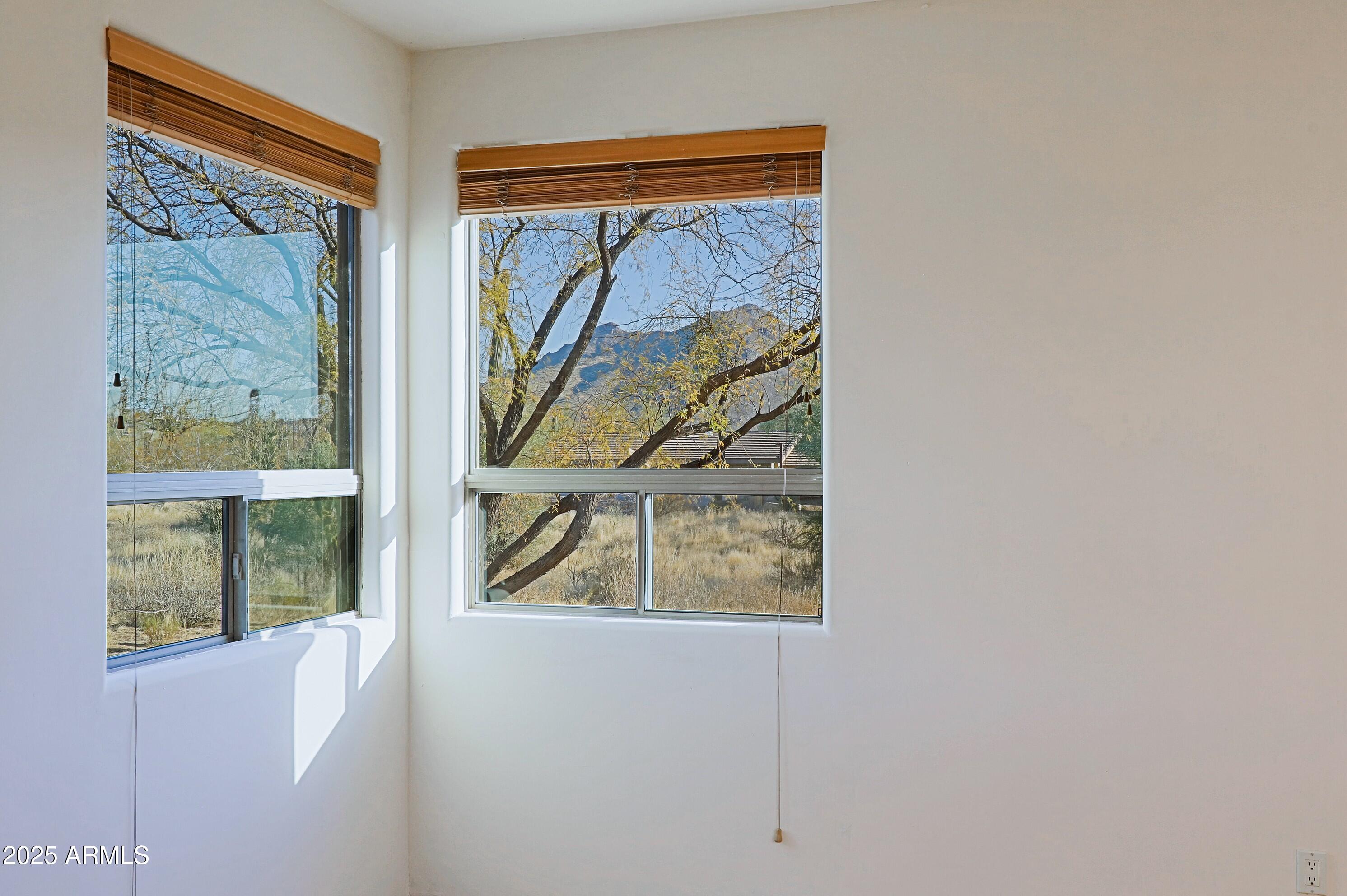 Cave Creek, Arizona 85331, United States, 3 Bedrooms Bedrooms, ,3 BathroomsBathrooms,Residential,Pending,6602