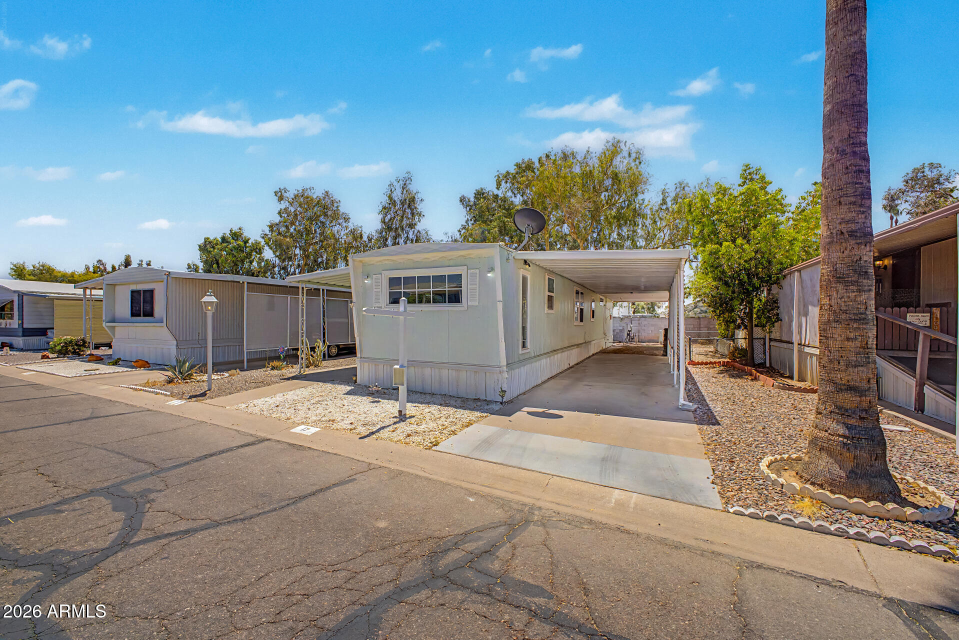 535 S ALMA SCHOOL Road 17