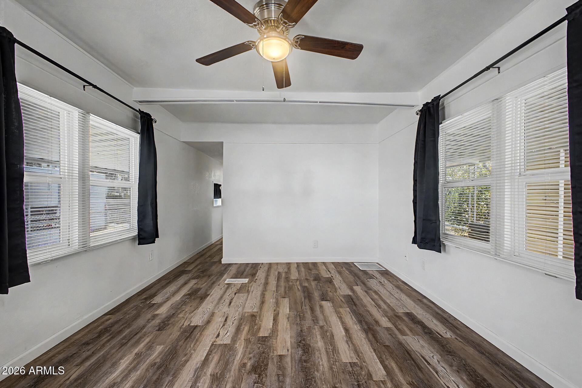 535 S ALMA SCHOOL Road 17