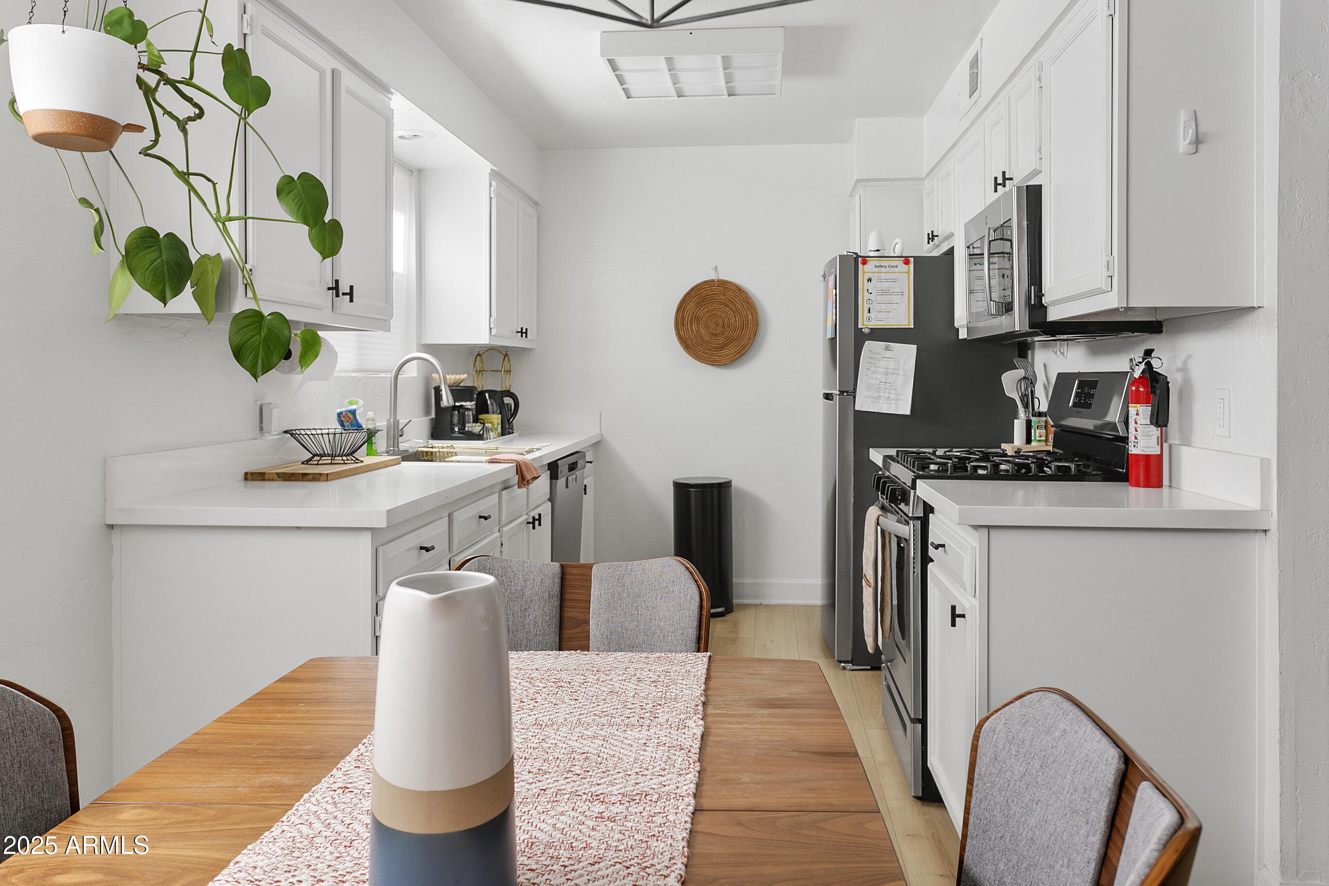 1111 E TURNEY Avenue 3