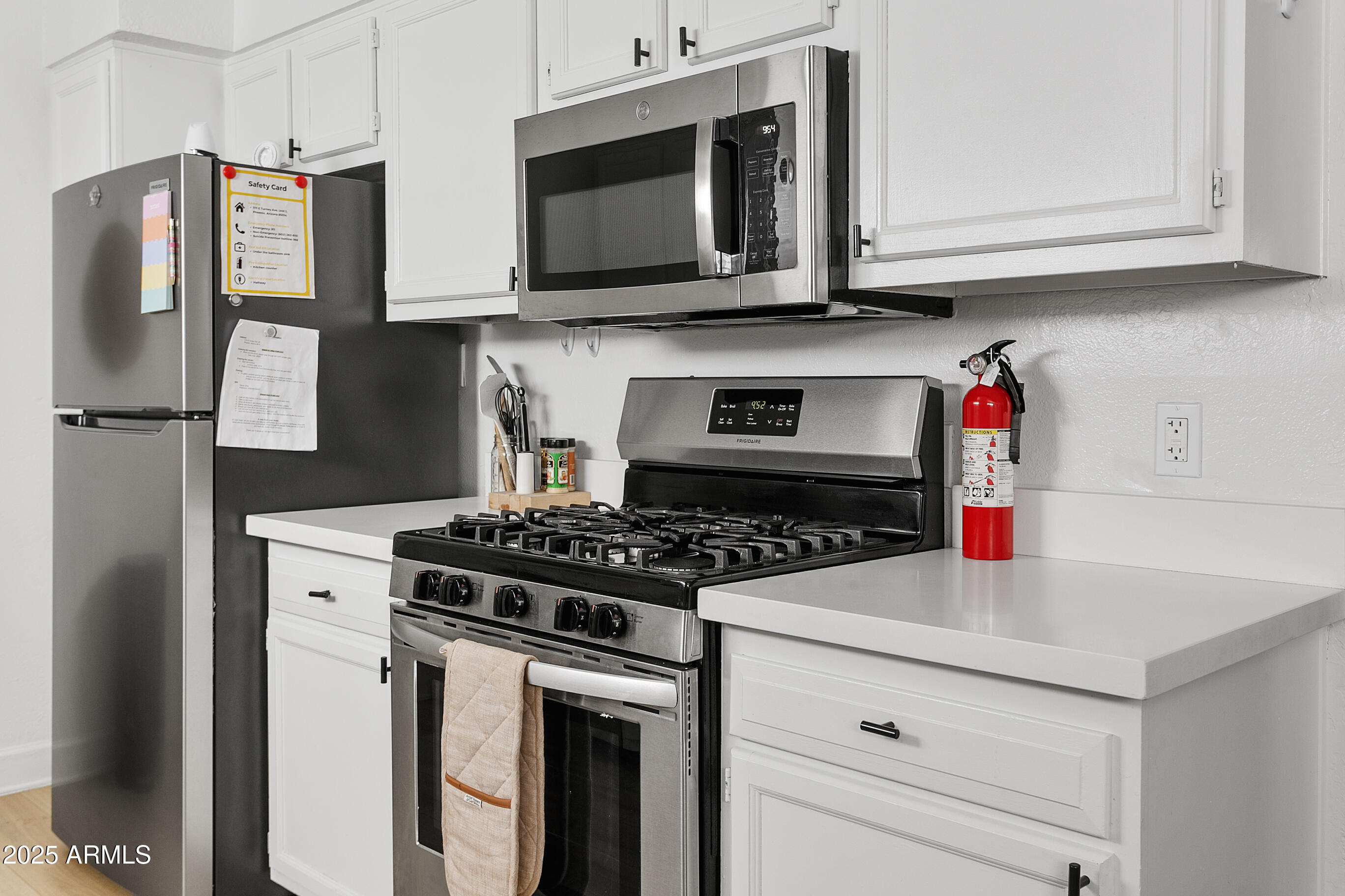 1111 E TURNEY Avenue 3