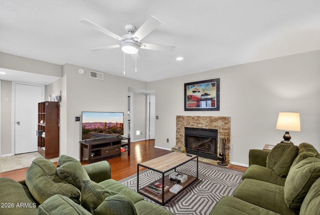 Photo of 850 S River Drive #2020, Tempe, AZ 85281 (MLS # 7013410)