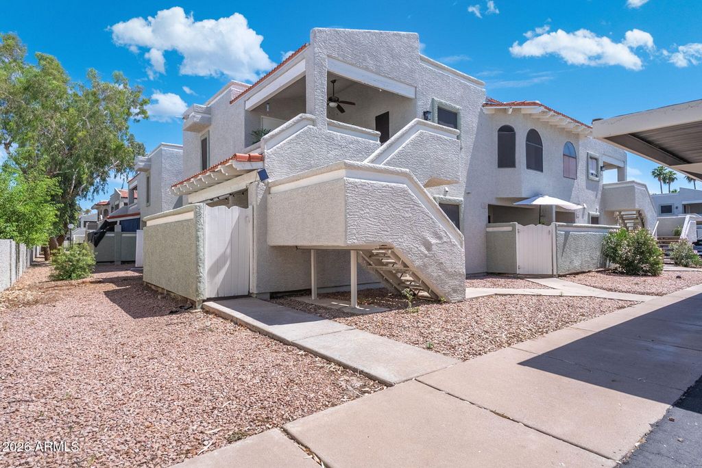 Photo of 850 S River Drive #2020, Tempe, AZ 85281 (MLS # 7013410)