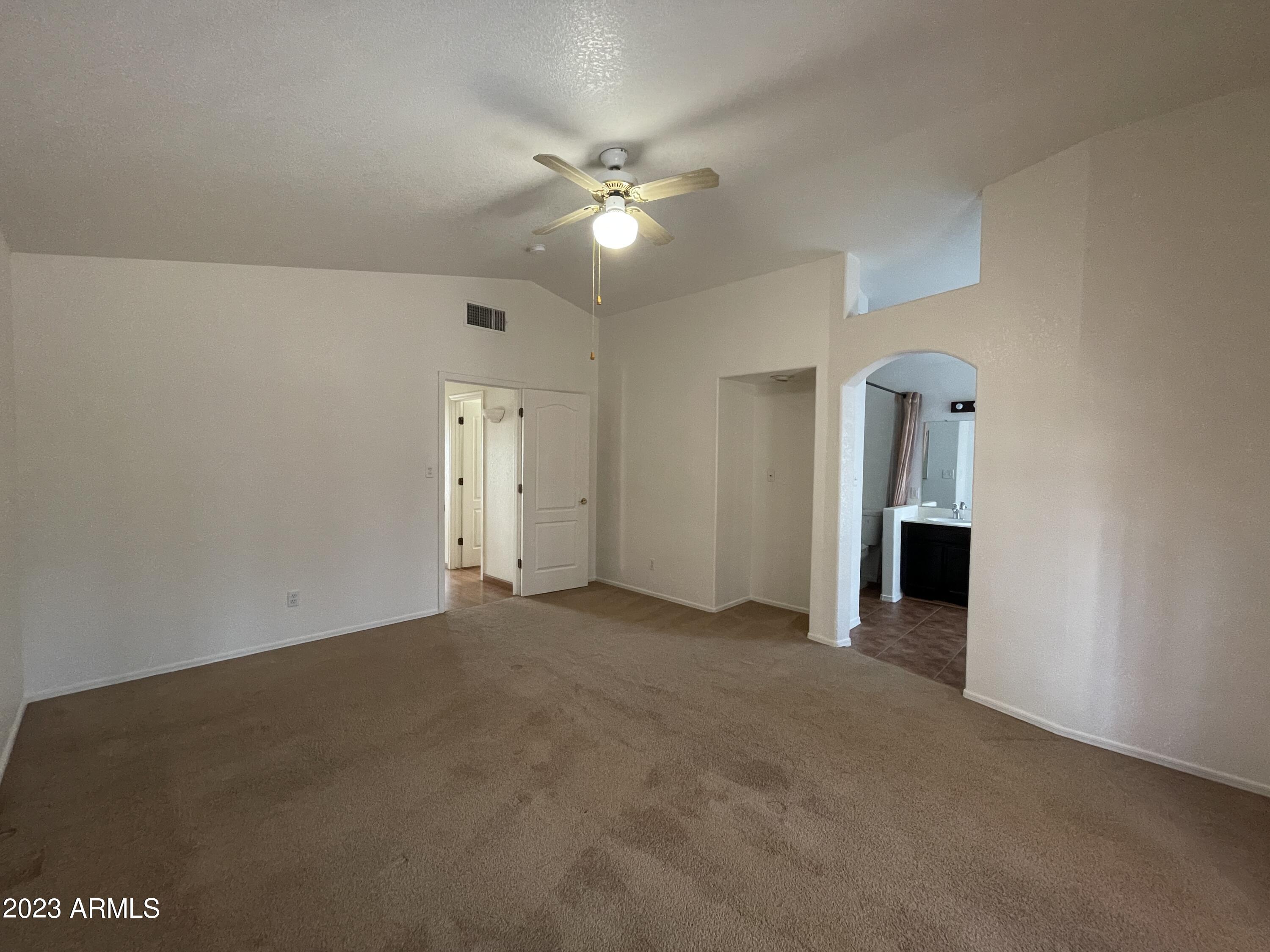 MOUNTAIN RIDGE PHASE 1 - Residential Lease