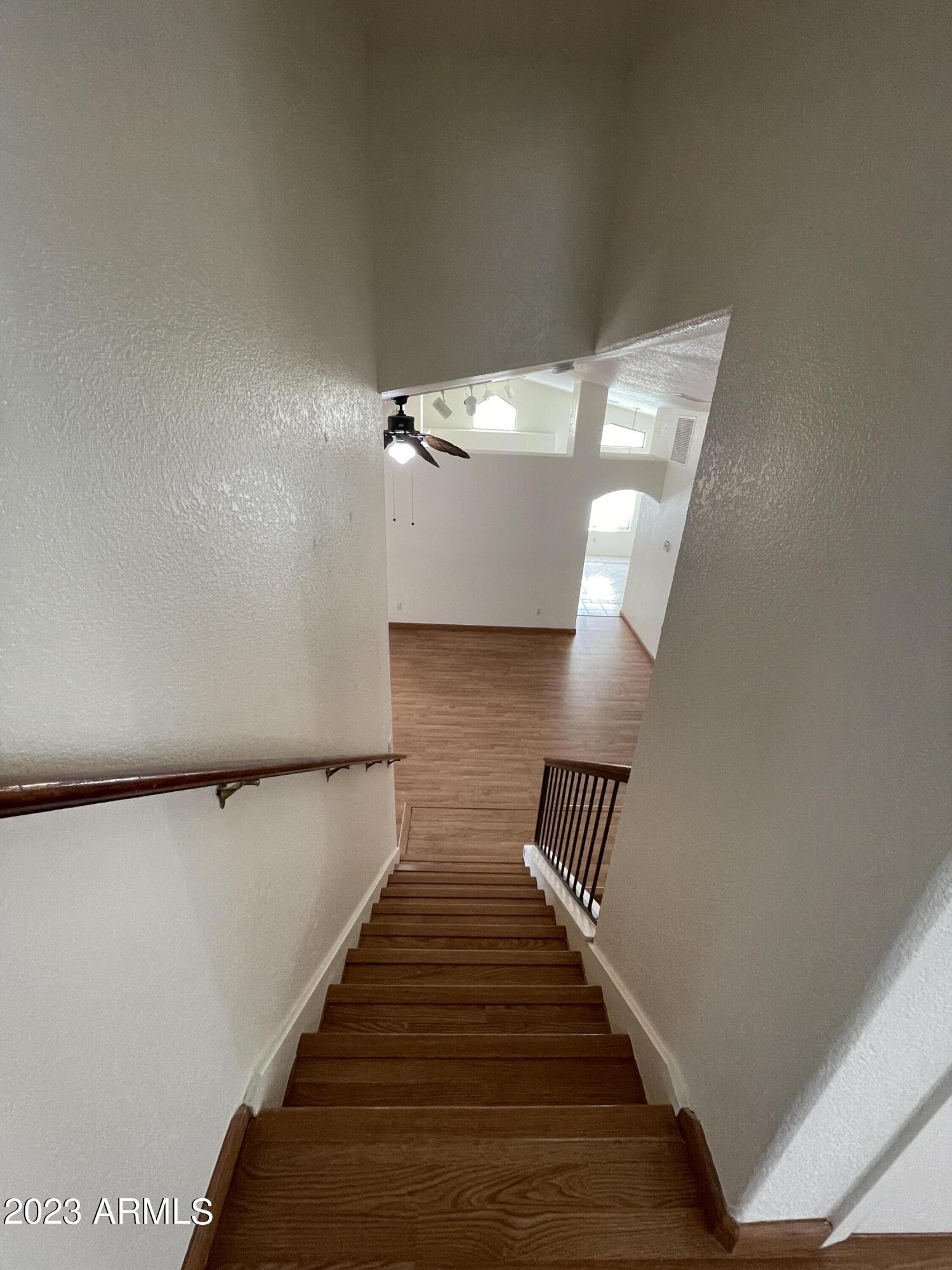 MOUNTAIN RIDGE PHASE 1 - Residential Lease