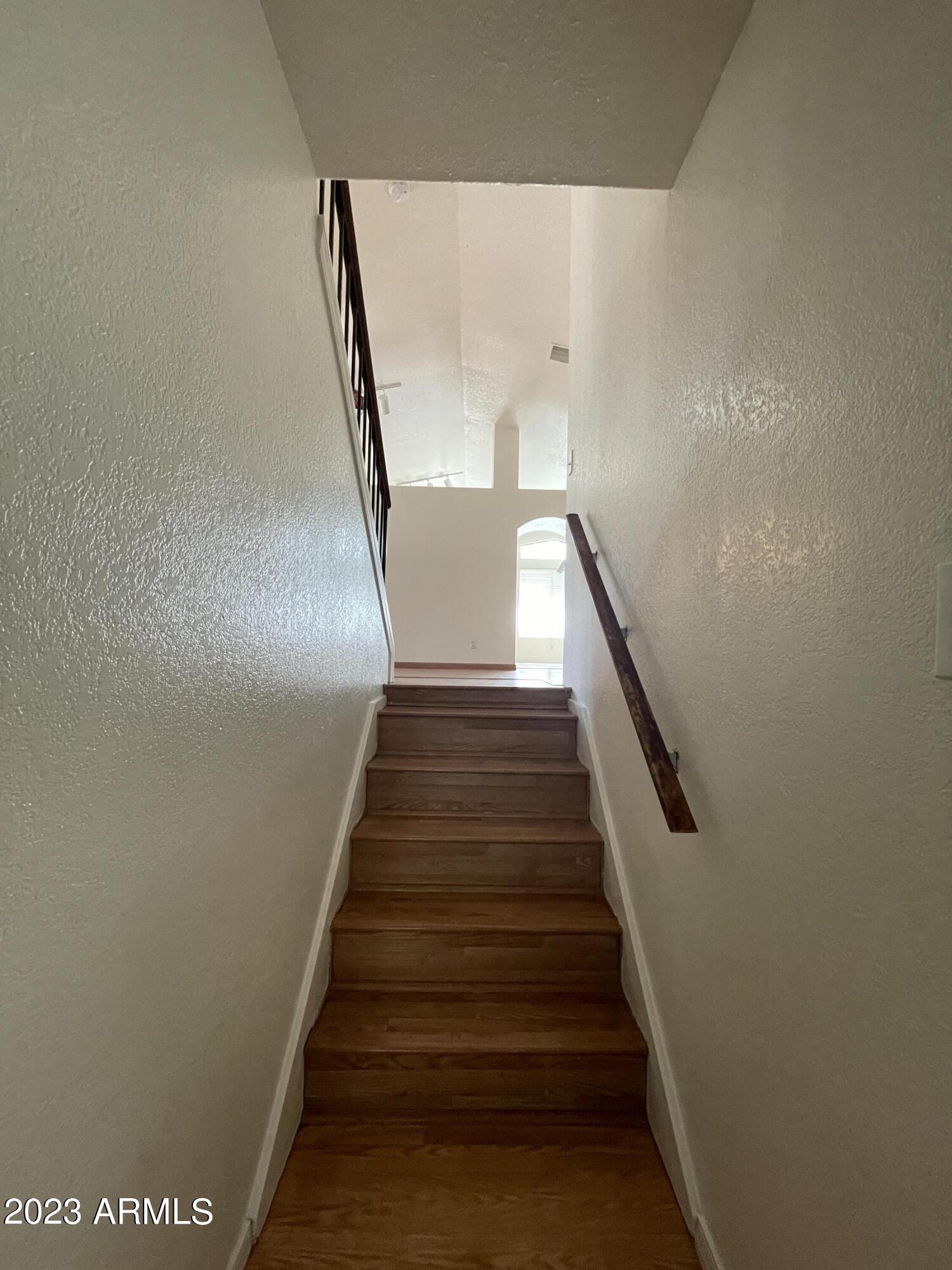 MOUNTAIN RIDGE PHASE 1 - Residential Lease