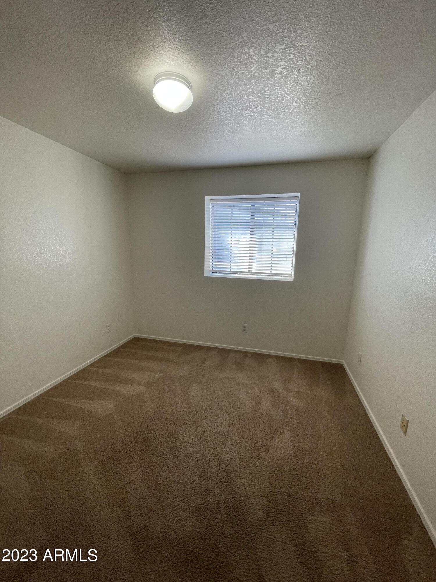 MOUNTAIN RIDGE PHASE 1 - Residential Lease