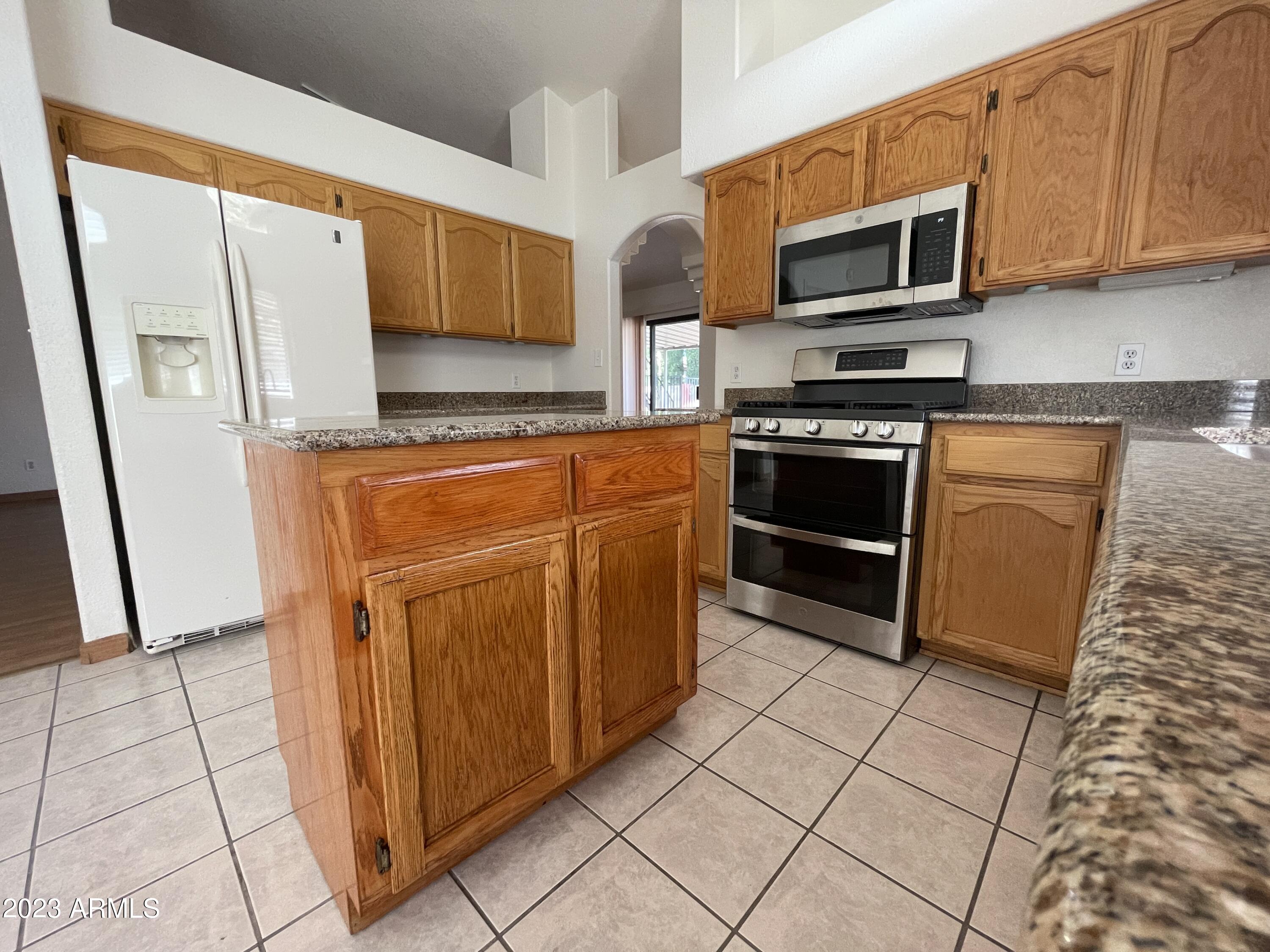 MOUNTAIN RIDGE PHASE 1 - Residential Lease