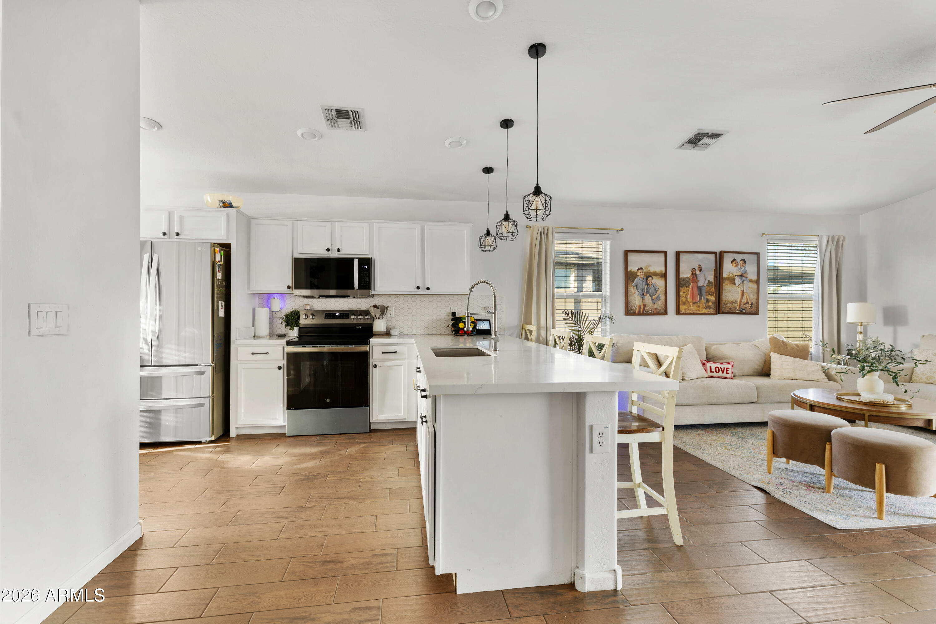 30591 N GUNDERSON Drive