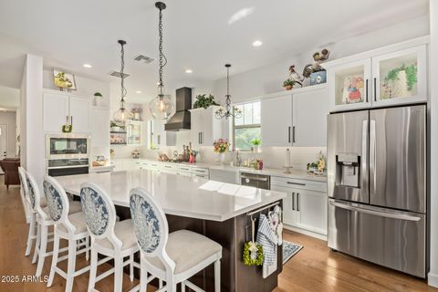 1936 W UNION PARK Drive Phoenix AZ 85085