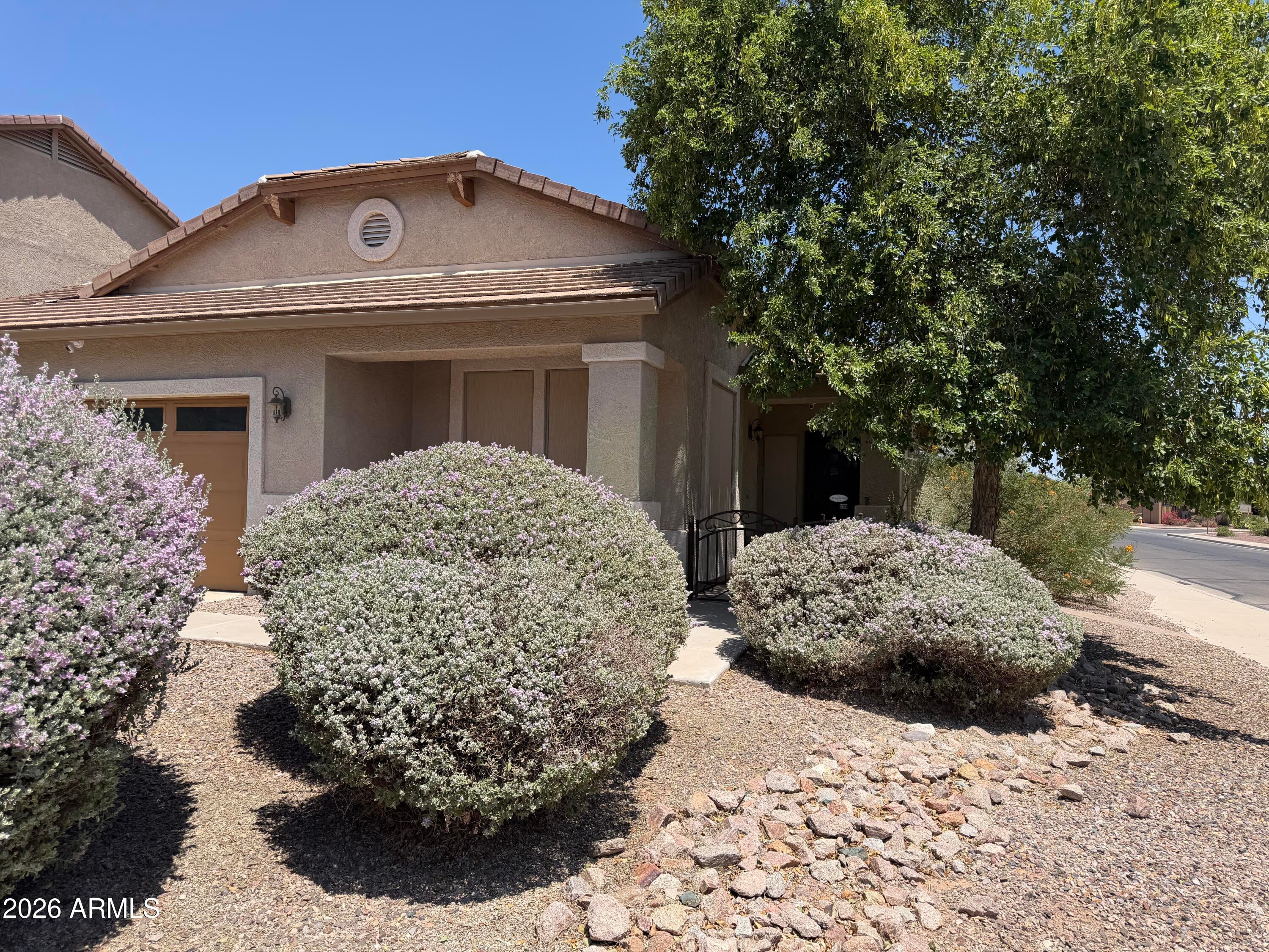 178 W PACIFIC Drive