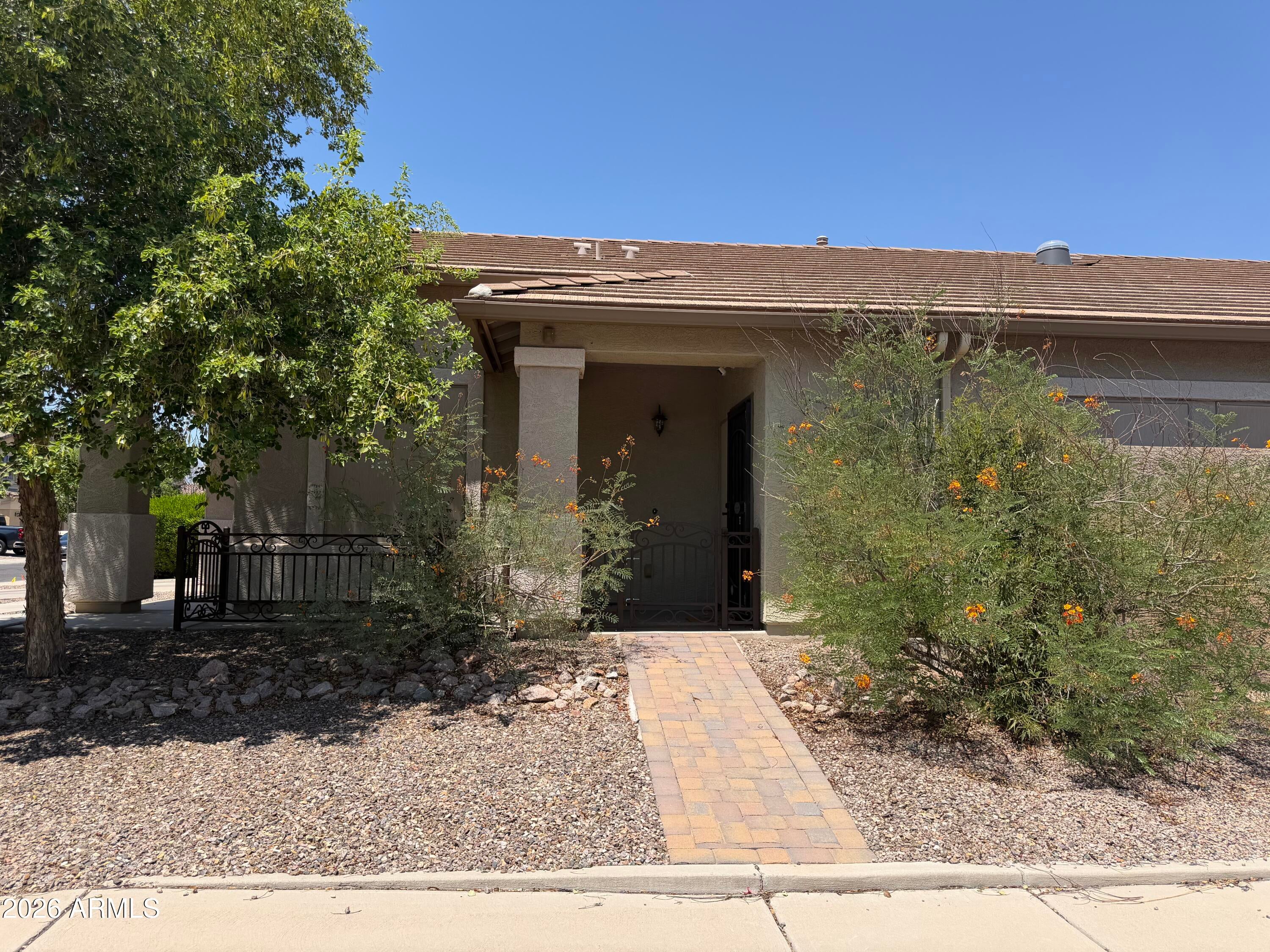 178 W PACIFIC Drive