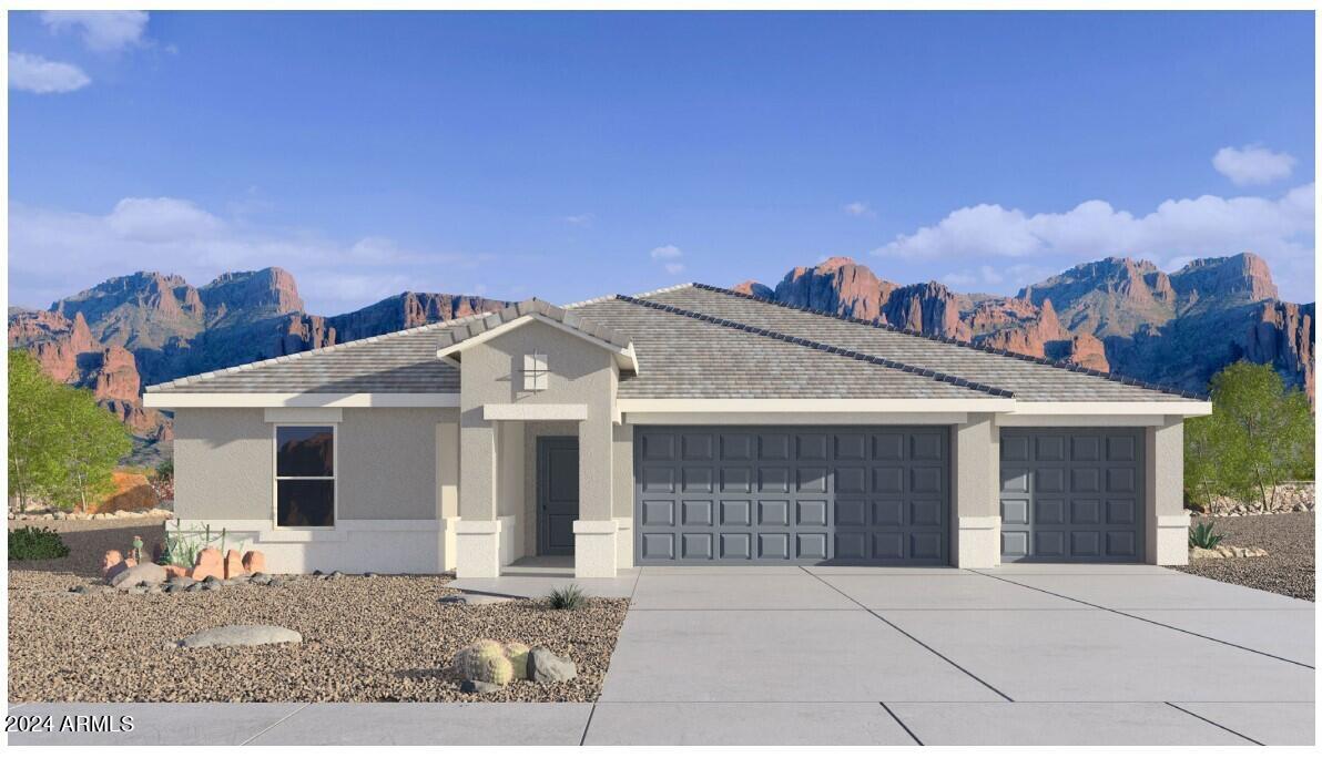 2580 W Solstice Avenue