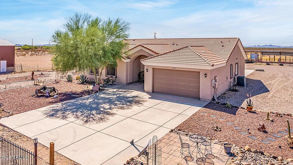 Photo of 3630 N 372nd Lane, Tonopah, AZ 85354 (MLS # 6910222)