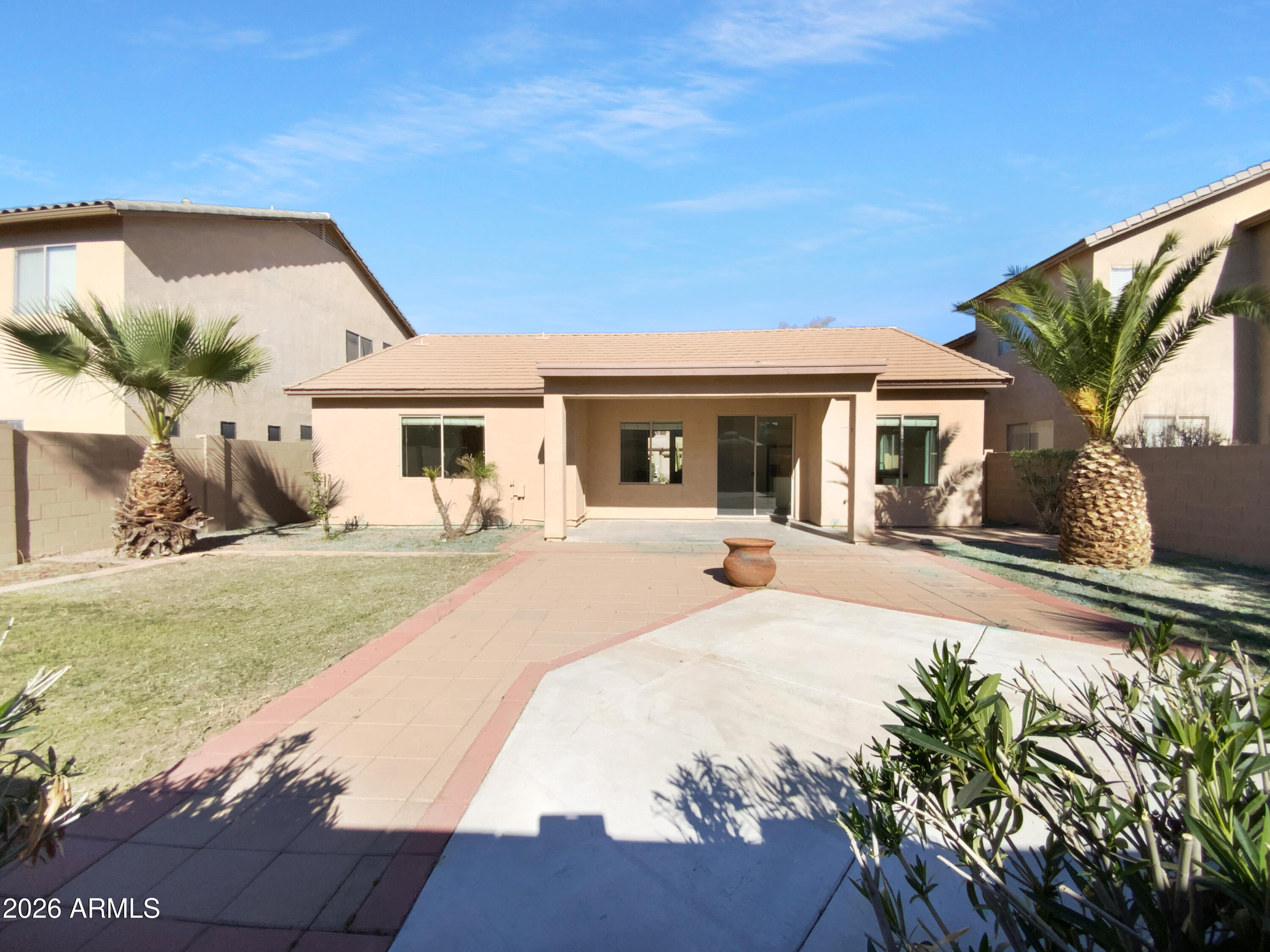 46123 W RAINBOW Drive