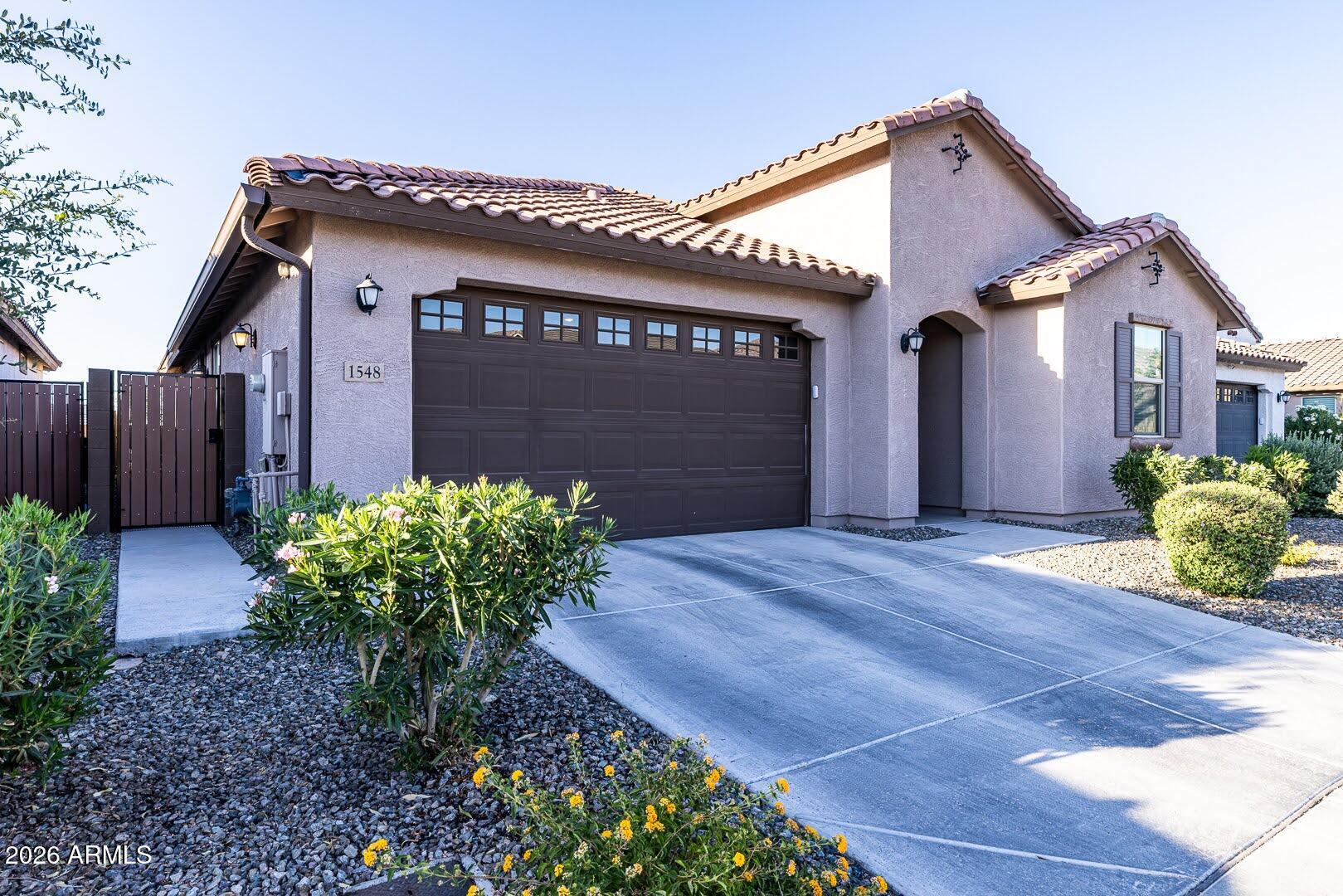 1548 W CORRAL Road