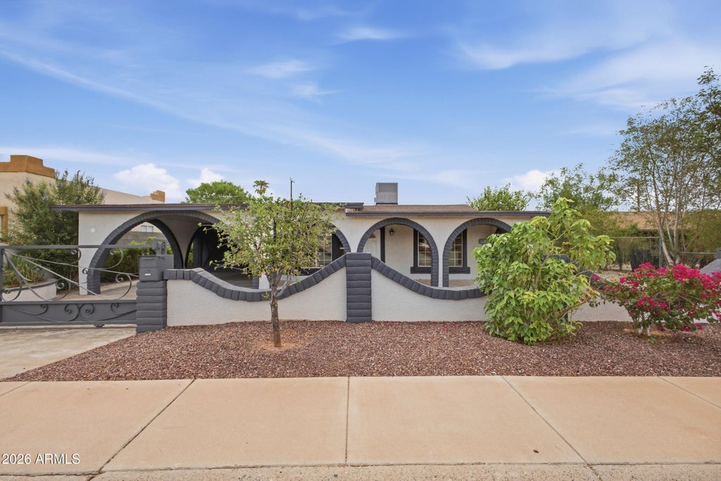 Photo of 14013 N Alto Street, El Mirage, AZ 85335 (MLS # 7081486)