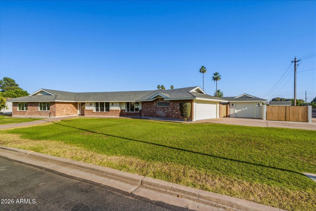Photo of 1809 E Gary Street, Mesa, AZ 85203 (MLS # 7027373)