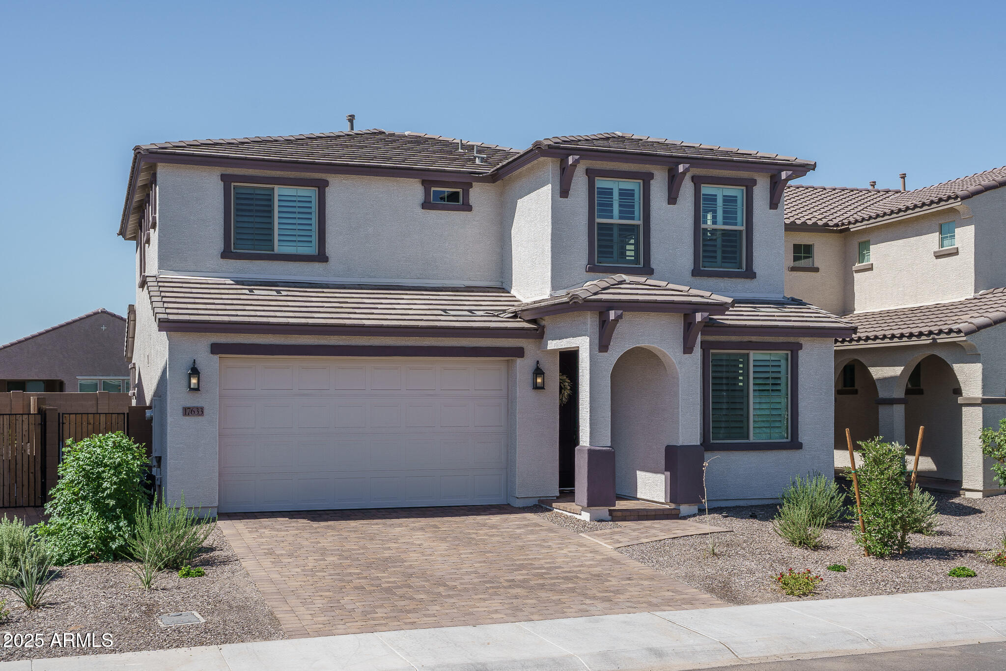 17633 W COLTER Street
