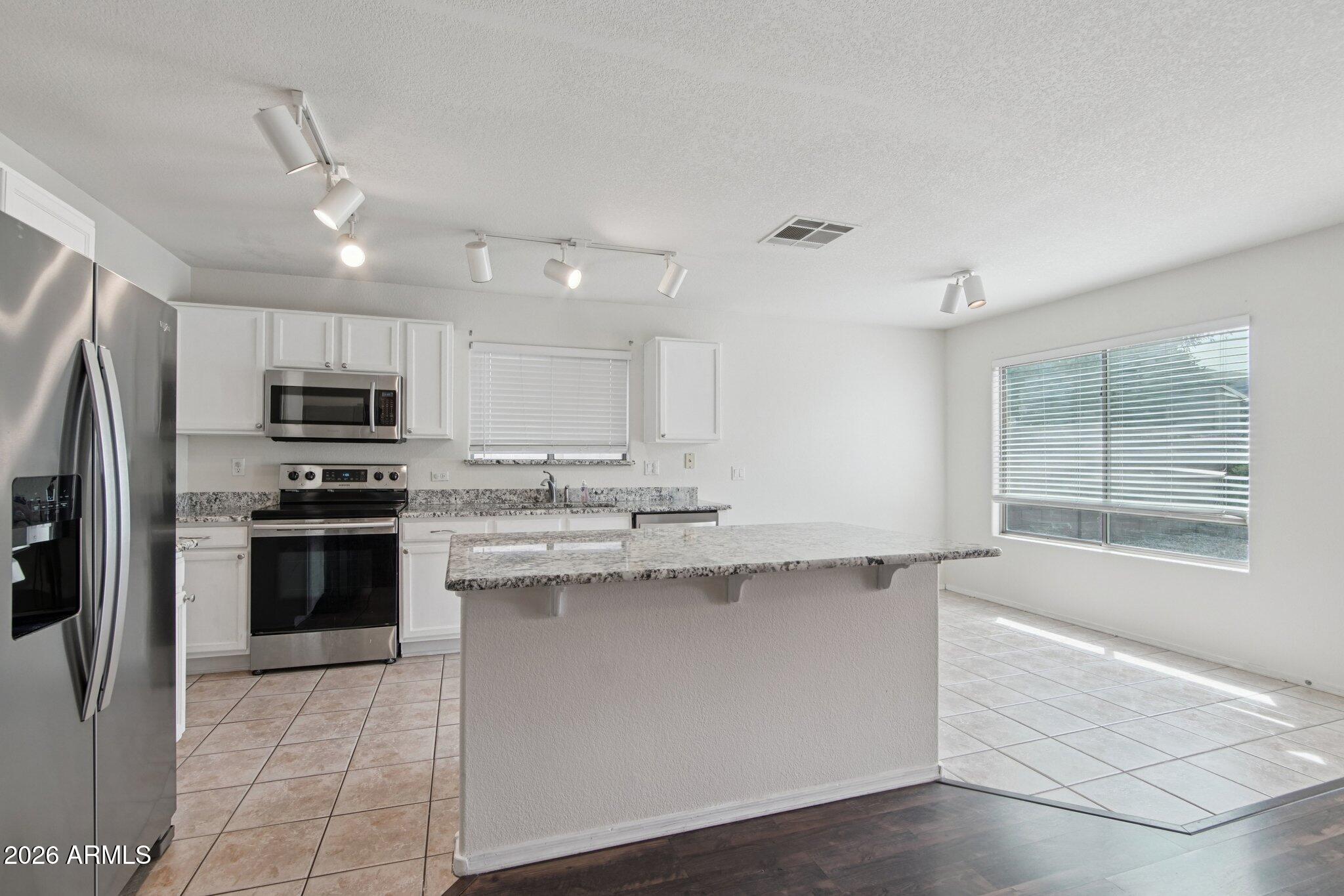 3145 W ZACHARY Drive