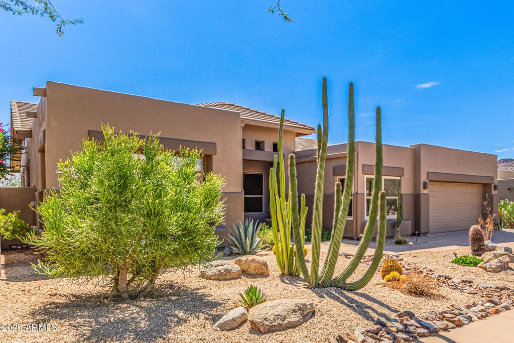 Photo of 14743 E Miramonte Way, Fountain Hills, AZ 85268 (MLS # 6922803)