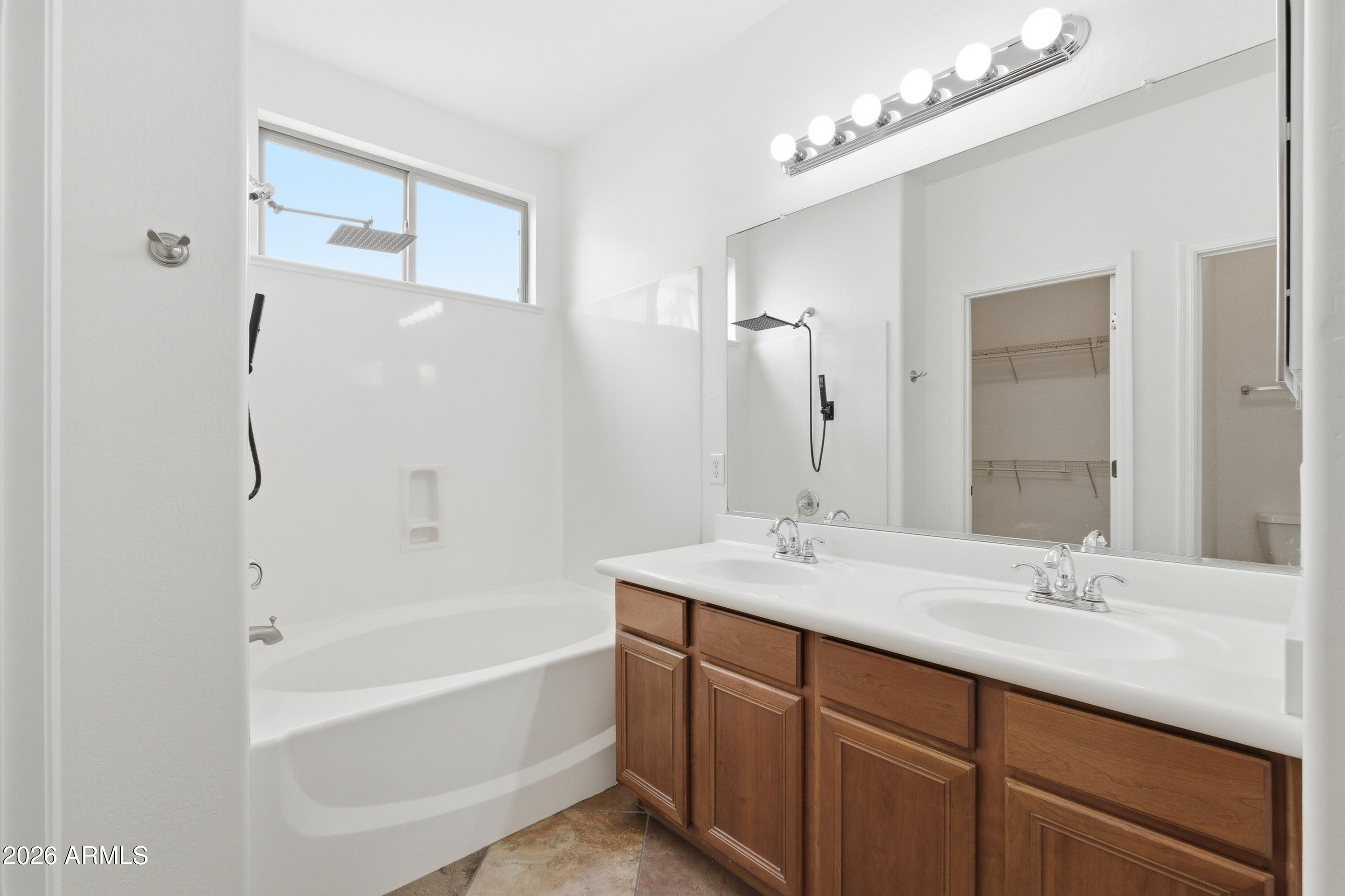 4157 E SANTA FE Lane