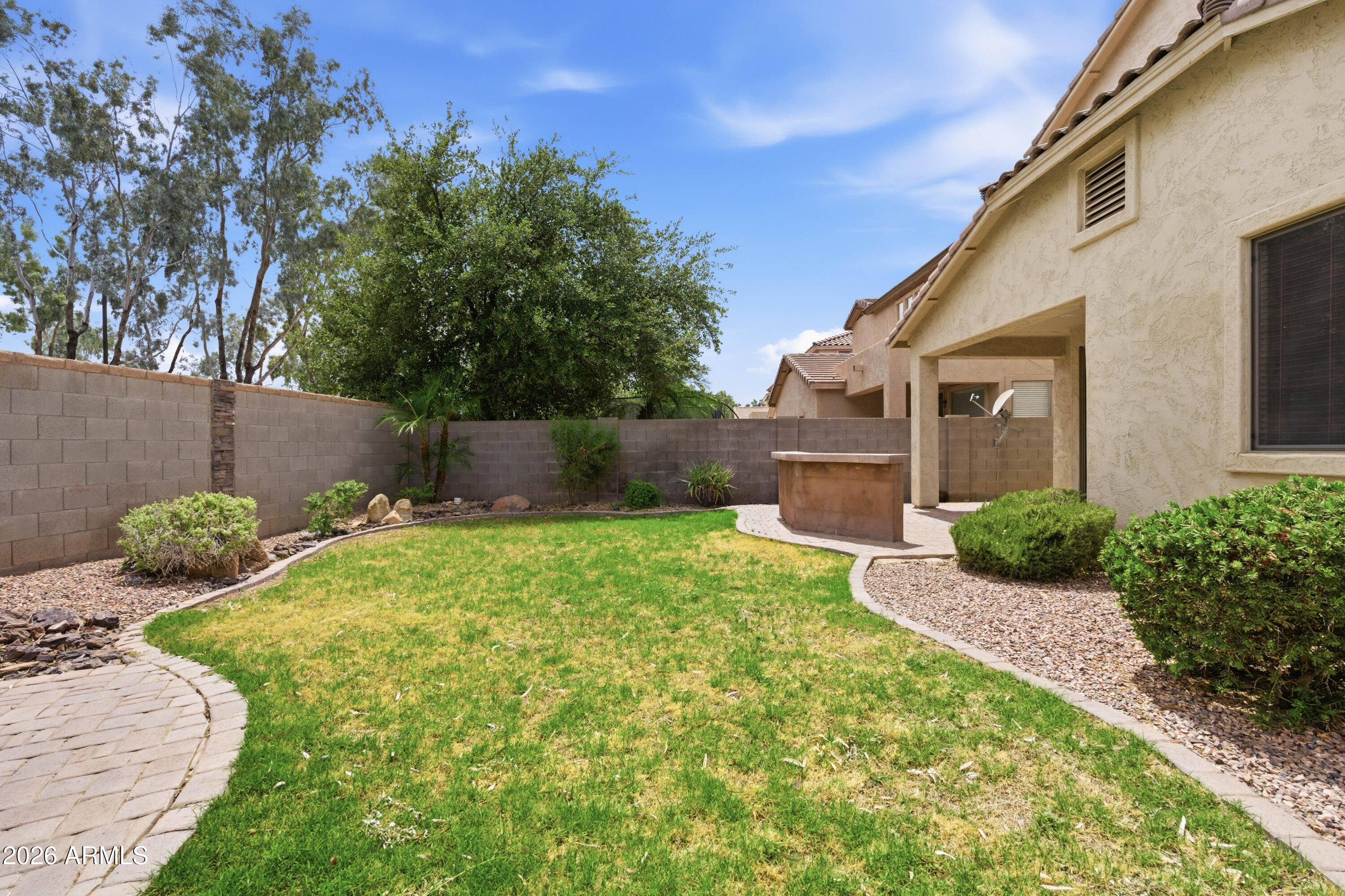 4157 E SANTA FE Lane