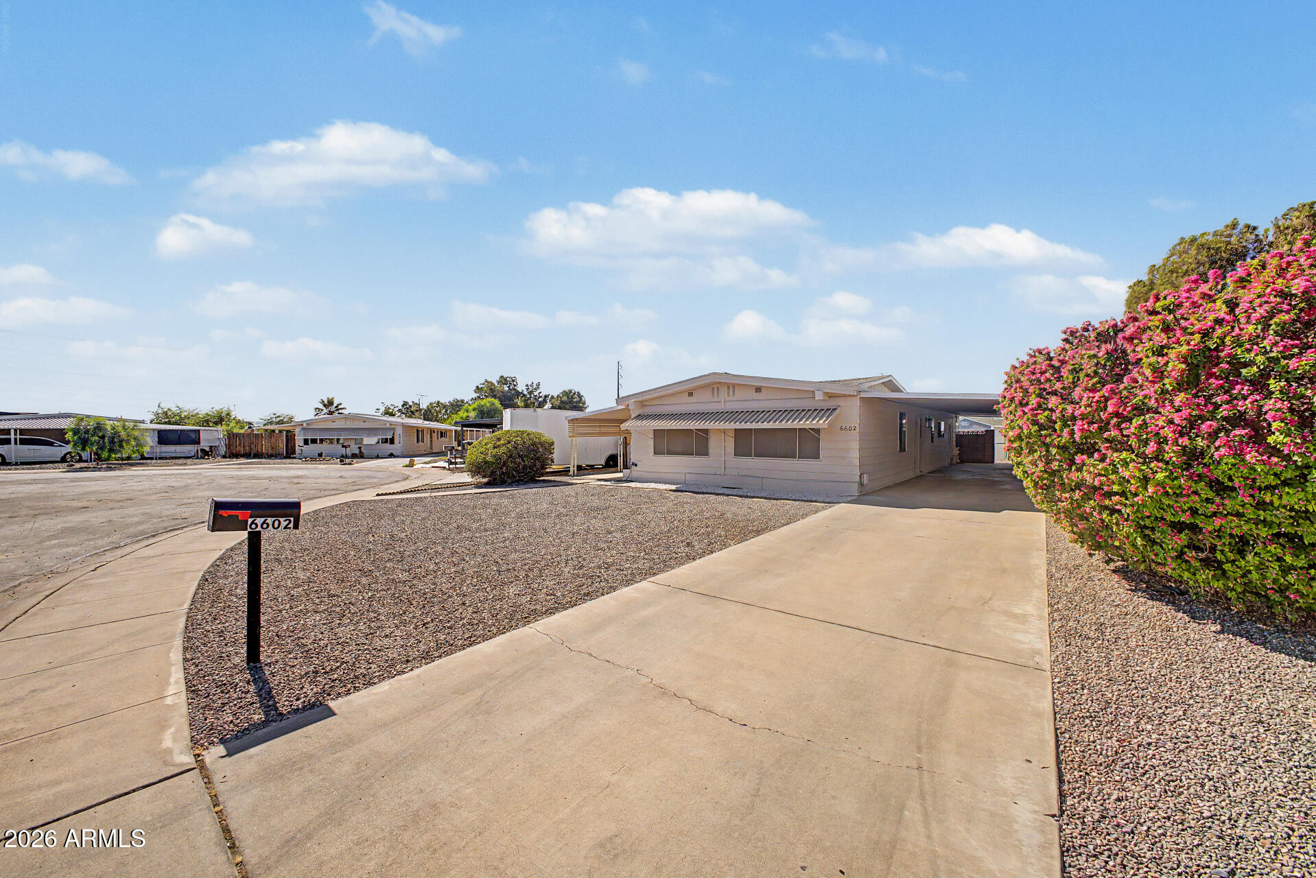 6602 W MISSION Lane