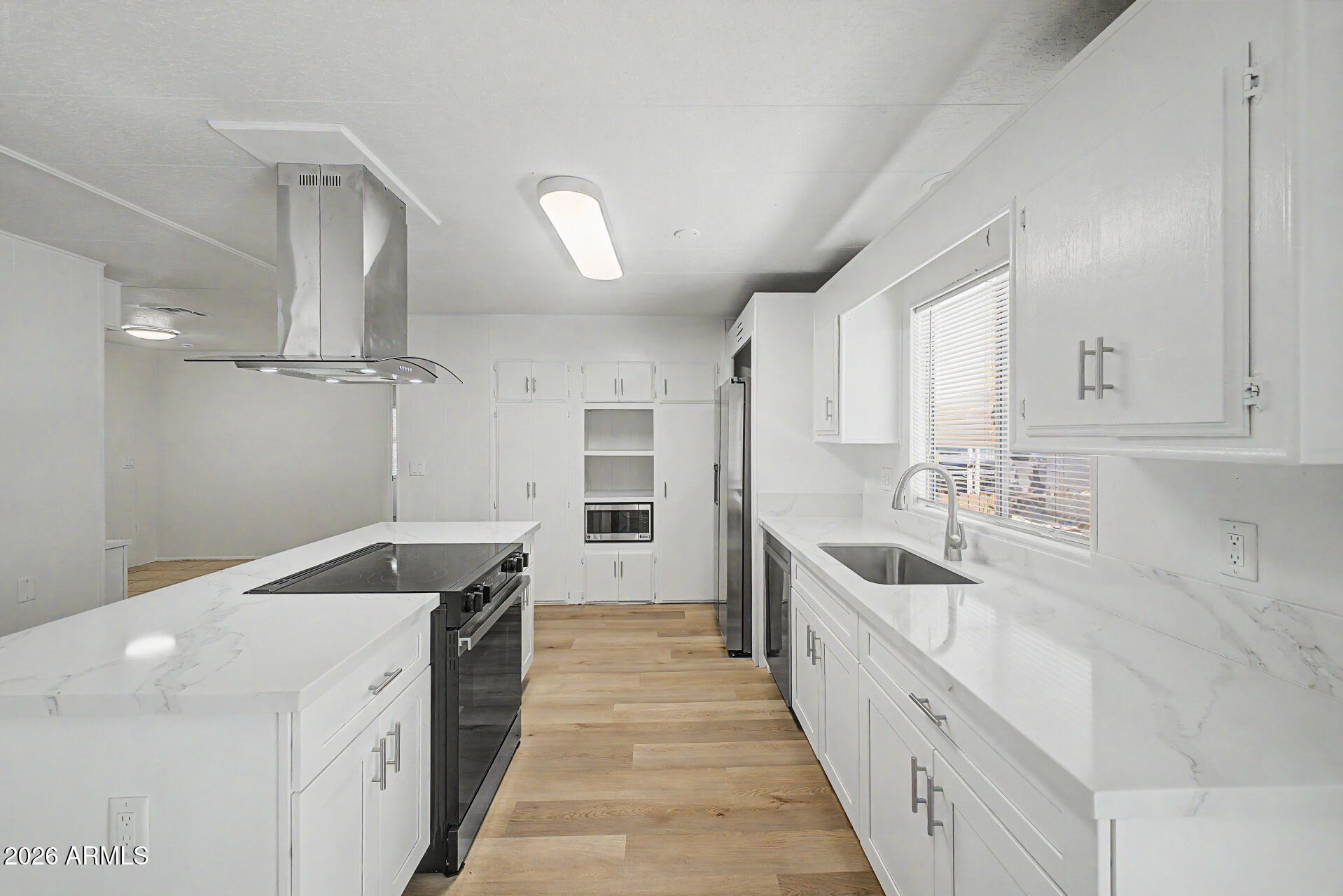 6602 W MISSION Lane