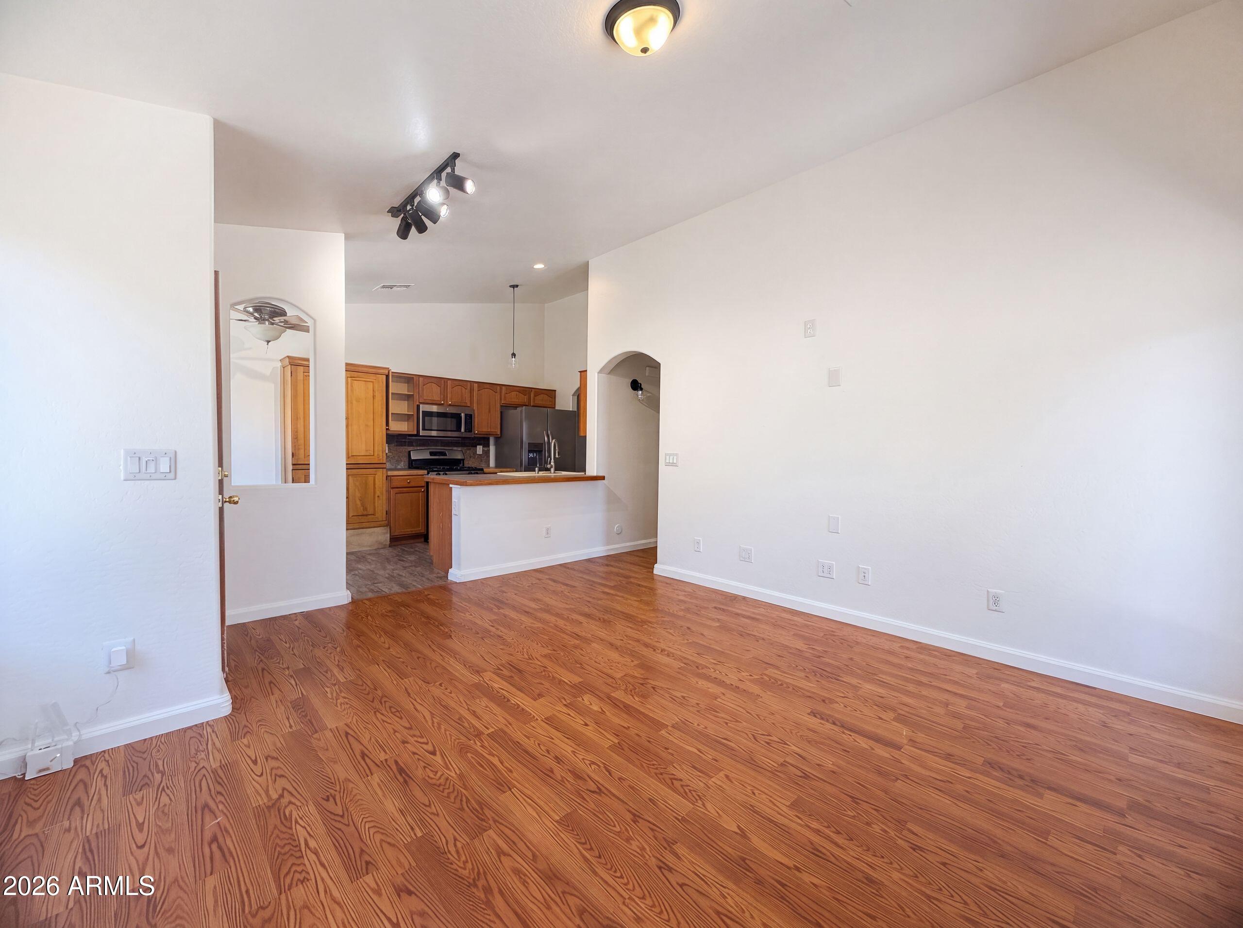1321 W MATTHEWS Drive