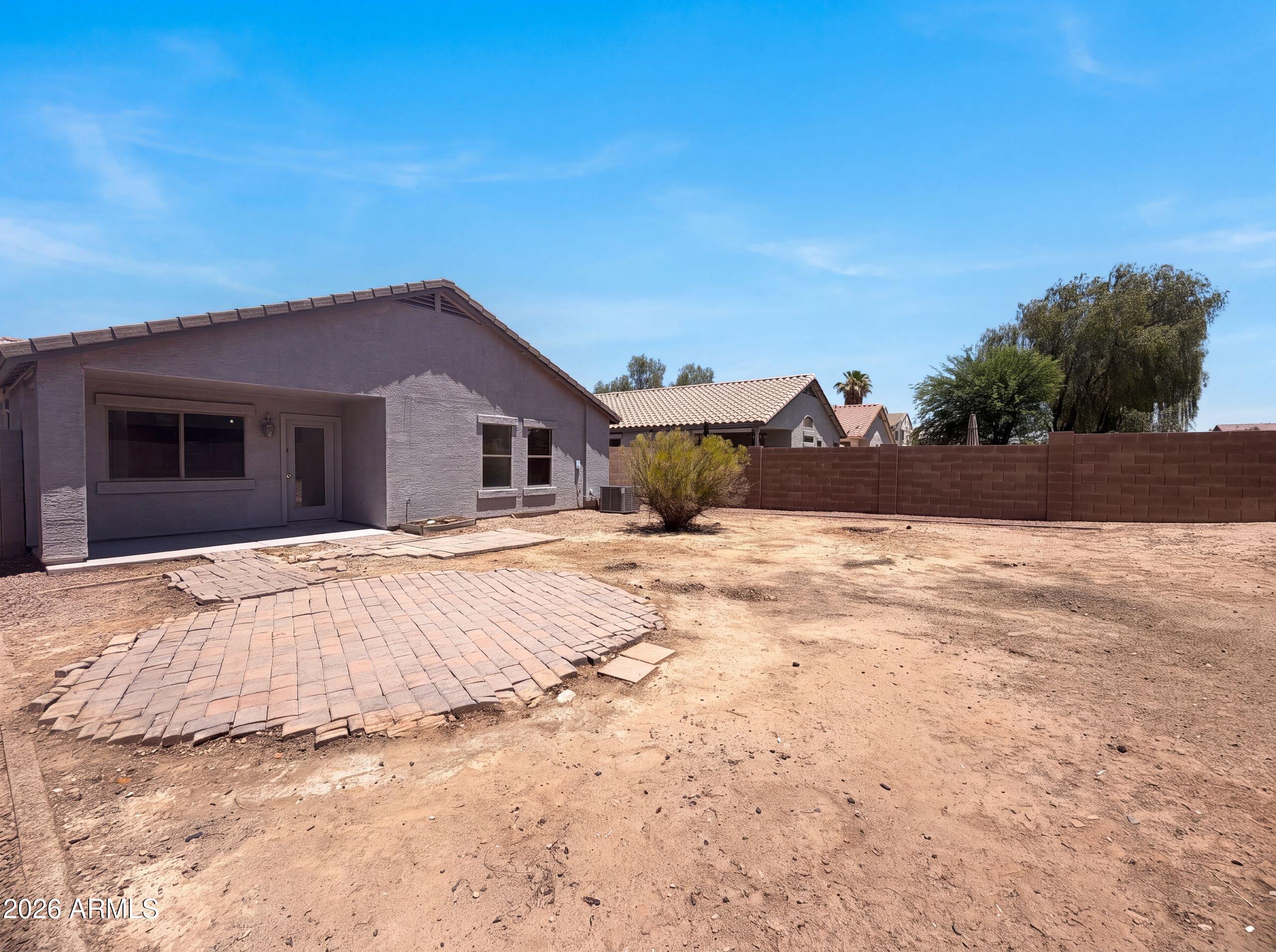 1321 W MATTHEWS Drive