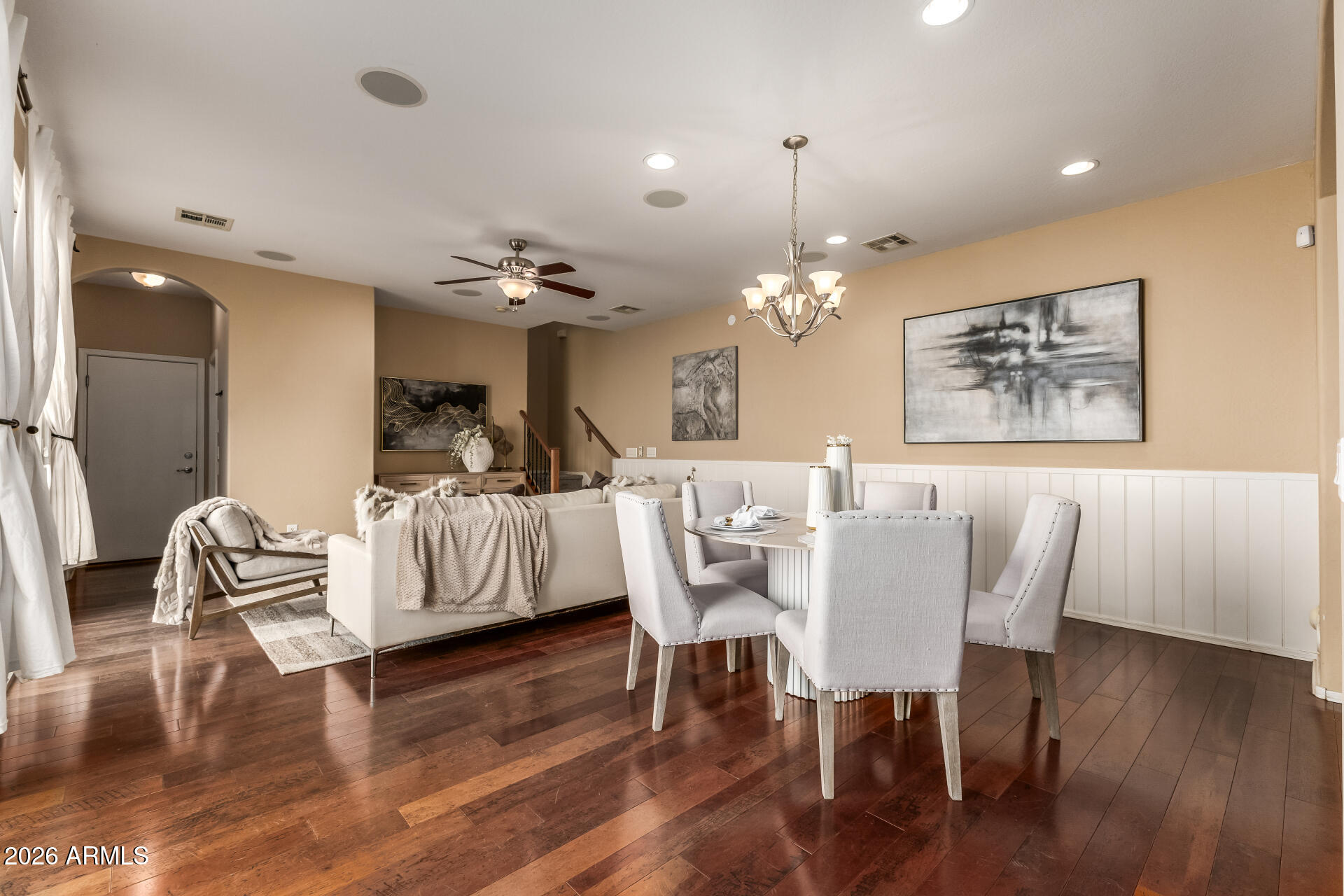 3832 S VERBENA Avenue