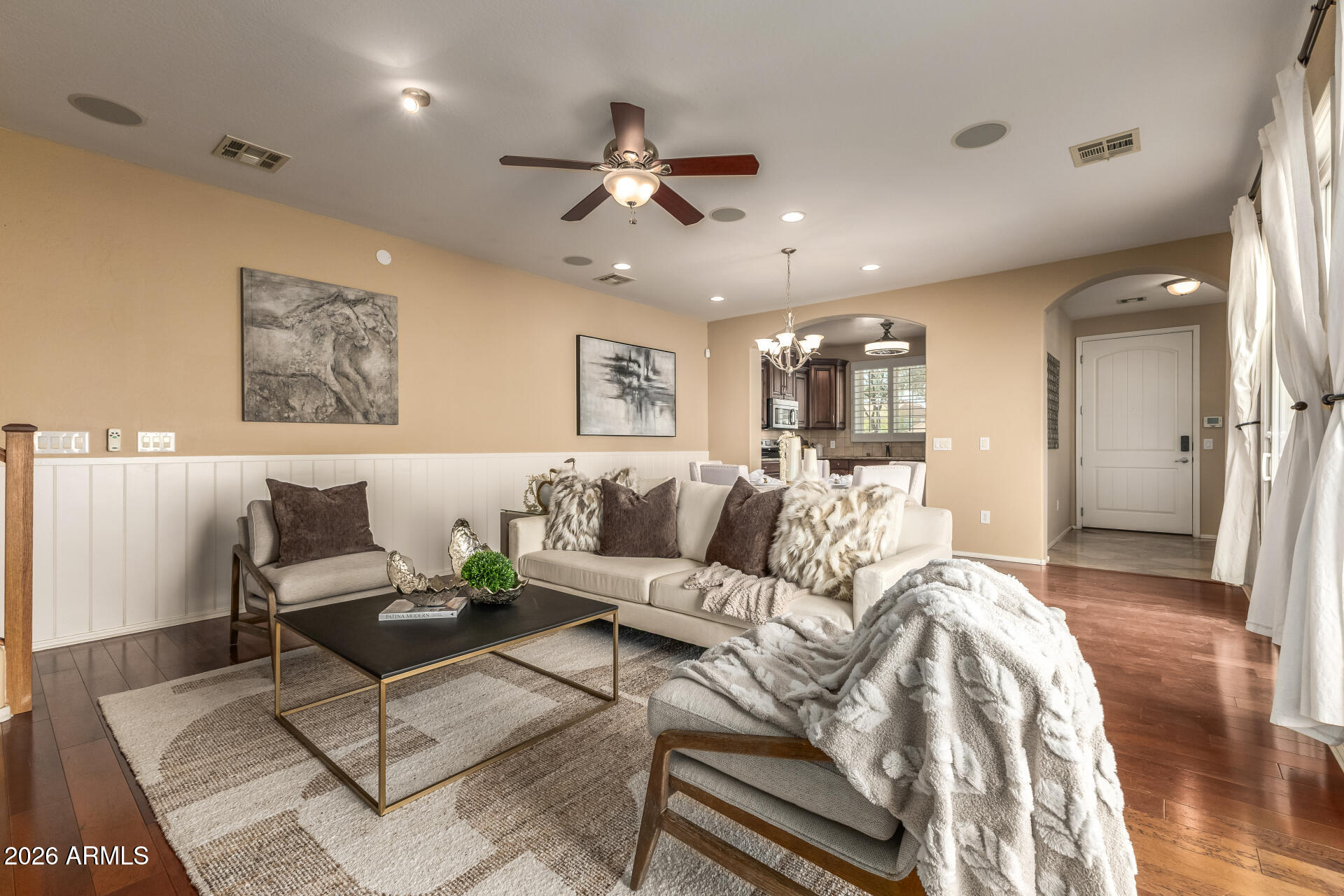 3832 S VERBENA Avenue