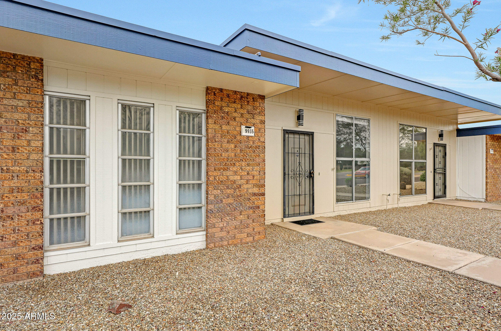 9935 W THUNDERBIRD Boulevard