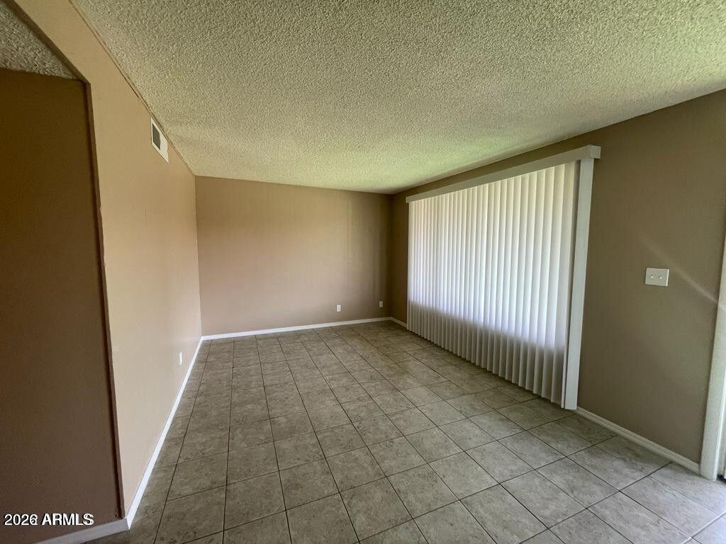 2412 W CAMPBELL Avenue 318